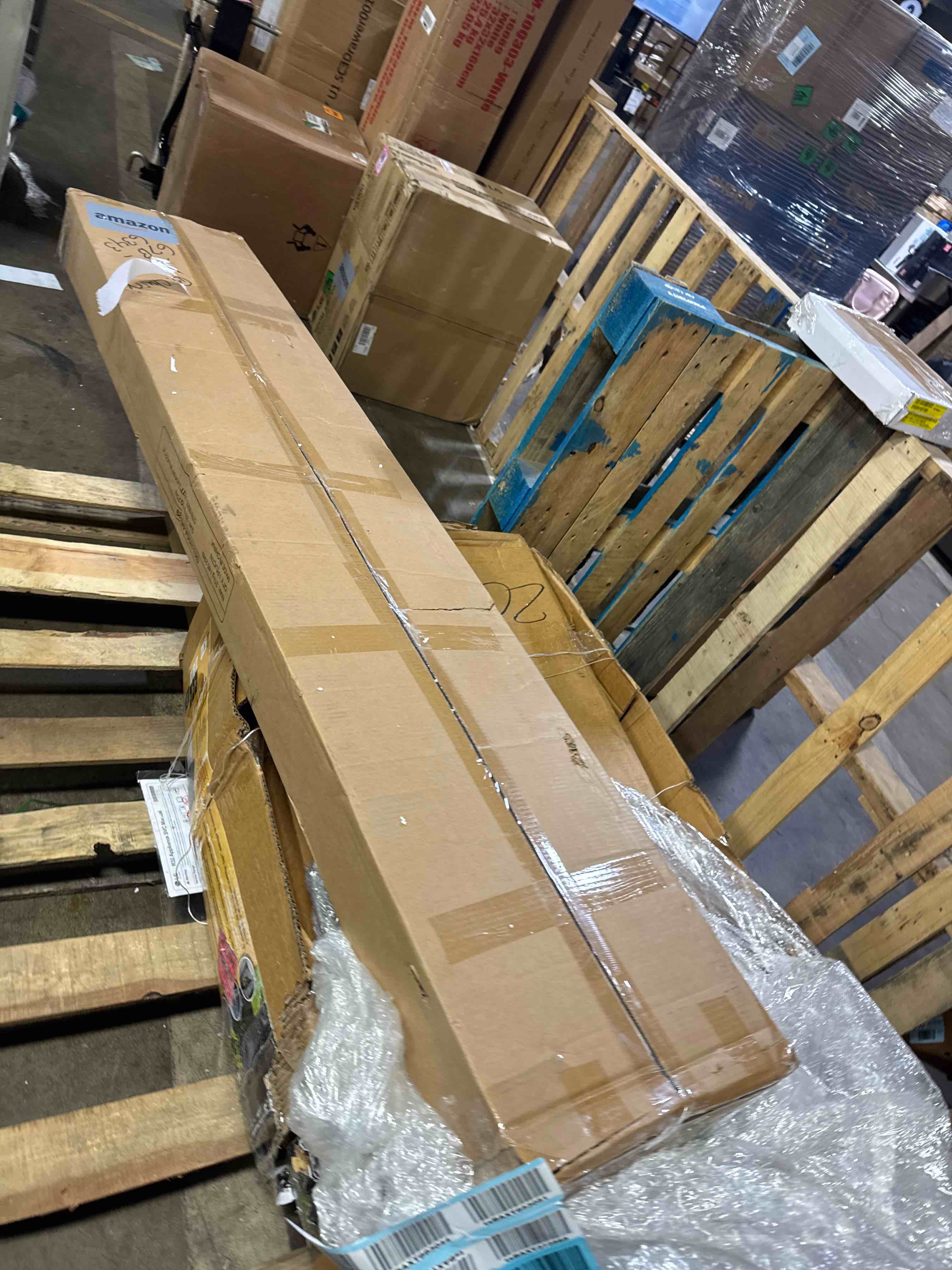 https://s3.amazonaws.com/lotting-images-prod/phillipi/PNK4416119_1776692797316.jpeg