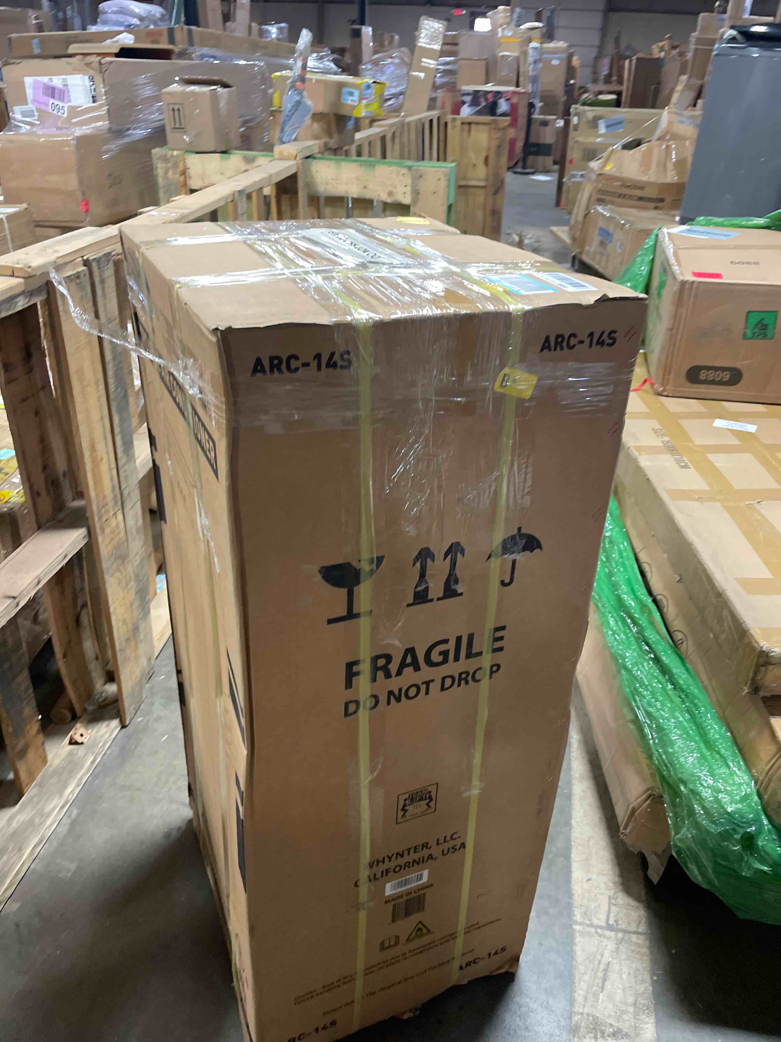 Condition photo showing New/Like New for whynter portable air conditioner 14,000 btu with dual hose dehumidifier & cooling fan for 500 sq ft rooms, includes ac unit window kit, arc-14s (9,500 sacc) ac unit only