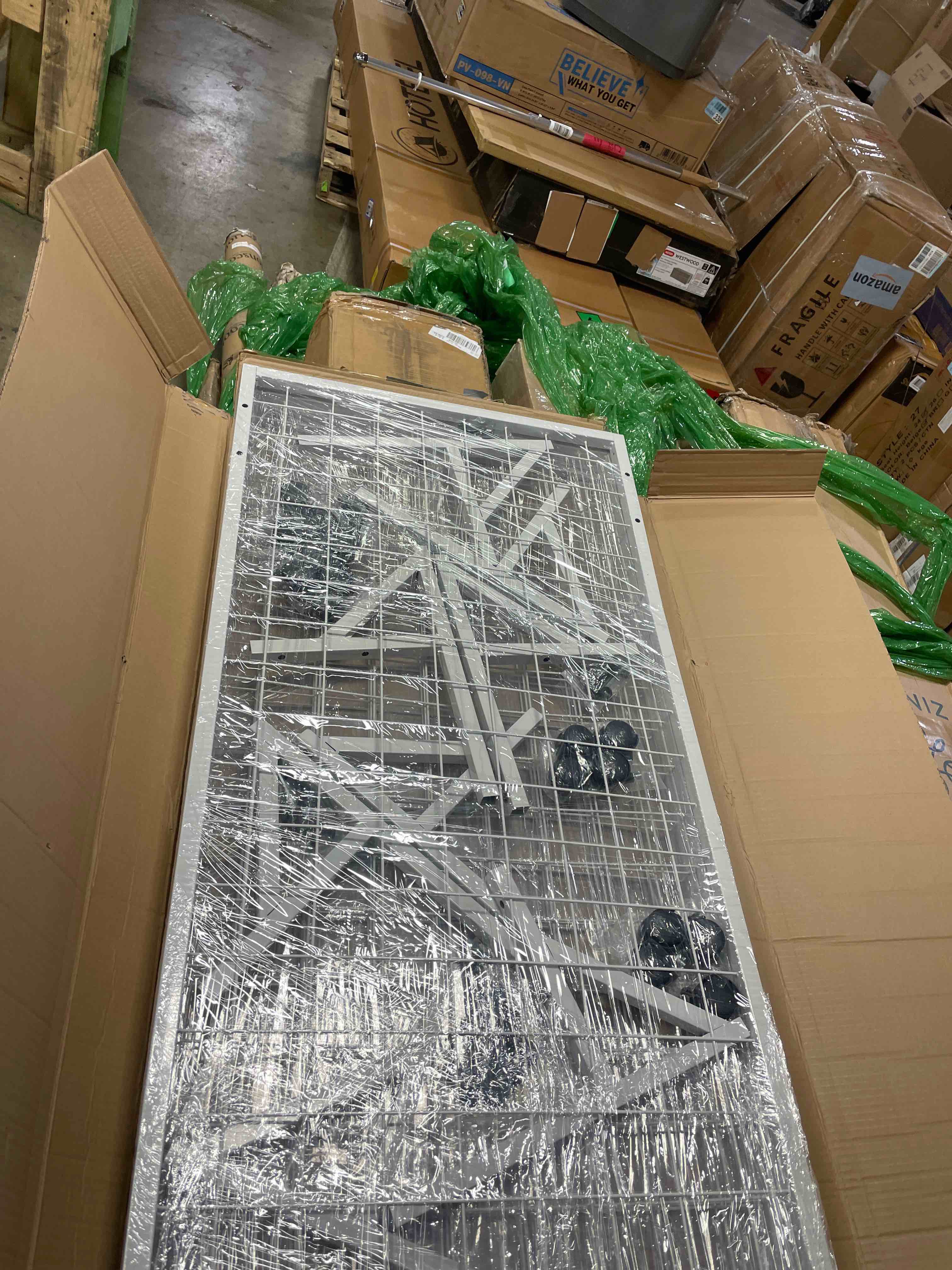 Condition photo showing New/Like New for blulu 4 pcs standing grid panels tower with s hook 2' x 6' t base grid wall panels display racks freestanding vendor events display racks kit for home retail trade show arts craft fair (white)