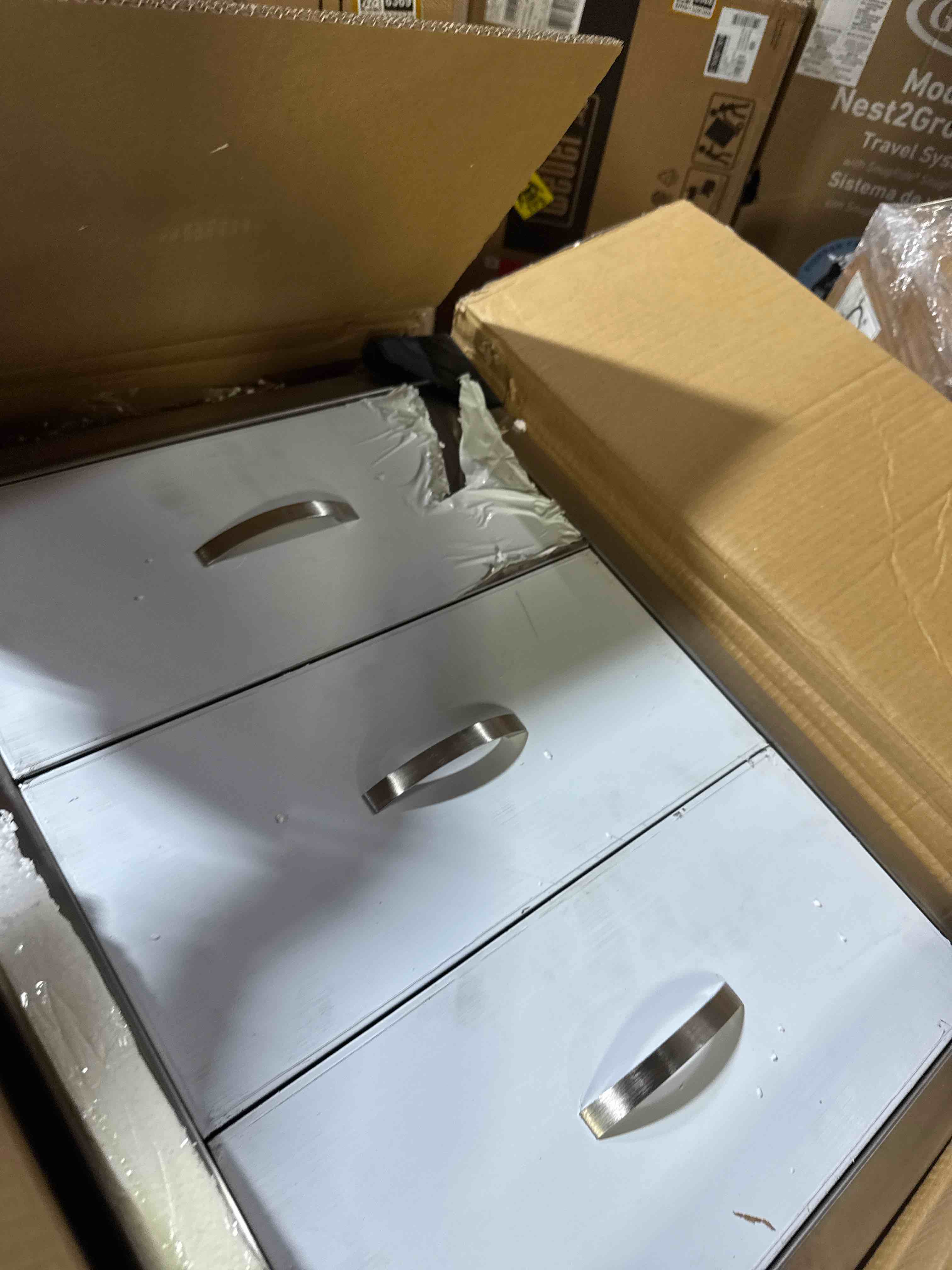 Condition photo showing New/Like New for garvee 20w x 27h x 23d inch outdoor kitchen drawers, stainless steel bbq access drawers, flush mount bbq drawers, enclosed built-in 2- drawer flush mount for outdoor kitchens & bbq islands