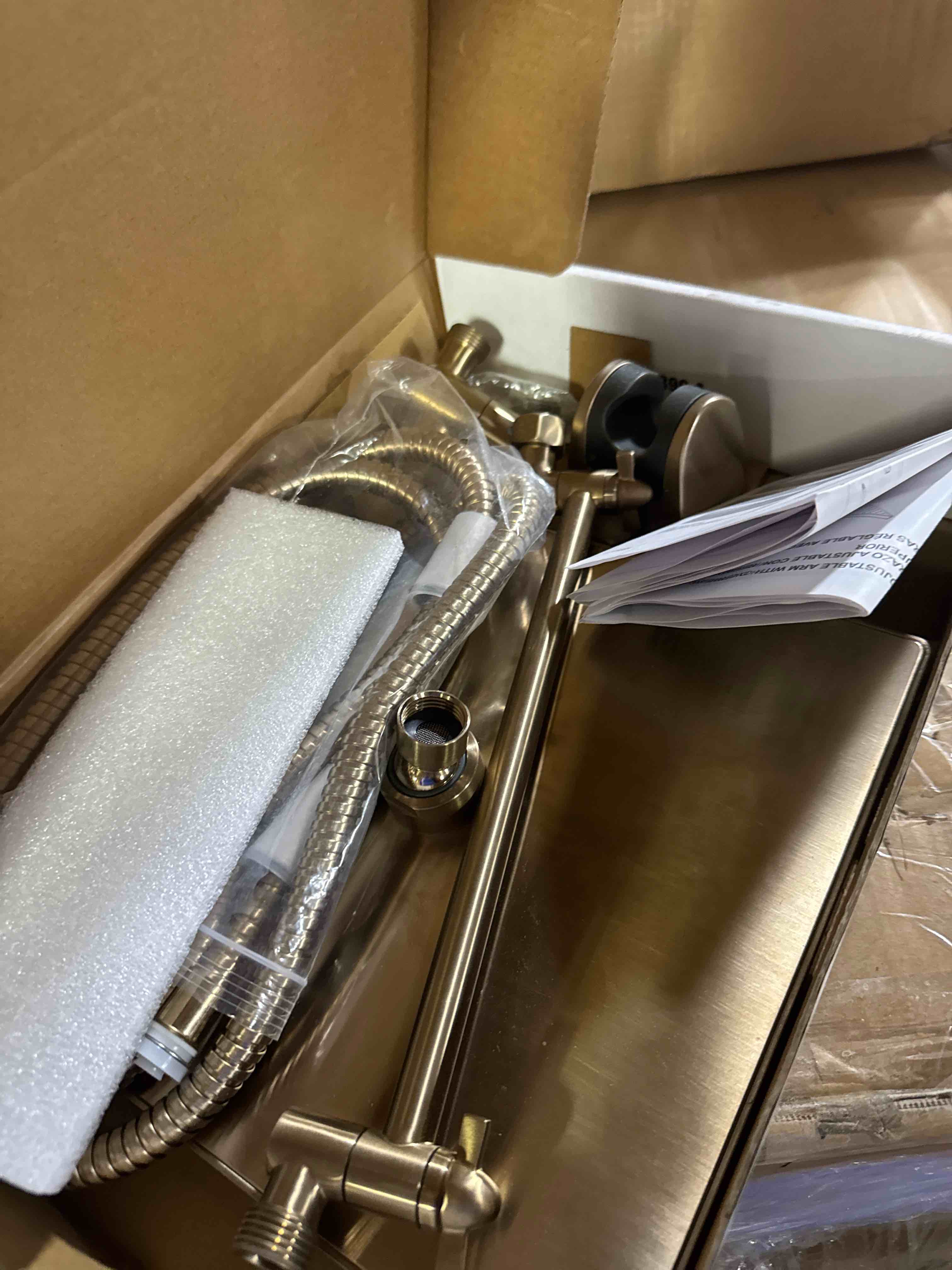 Condition photo showing Good Condition for delta 75527 universal showering 1.75 gpm single function modern rain shower head and hand