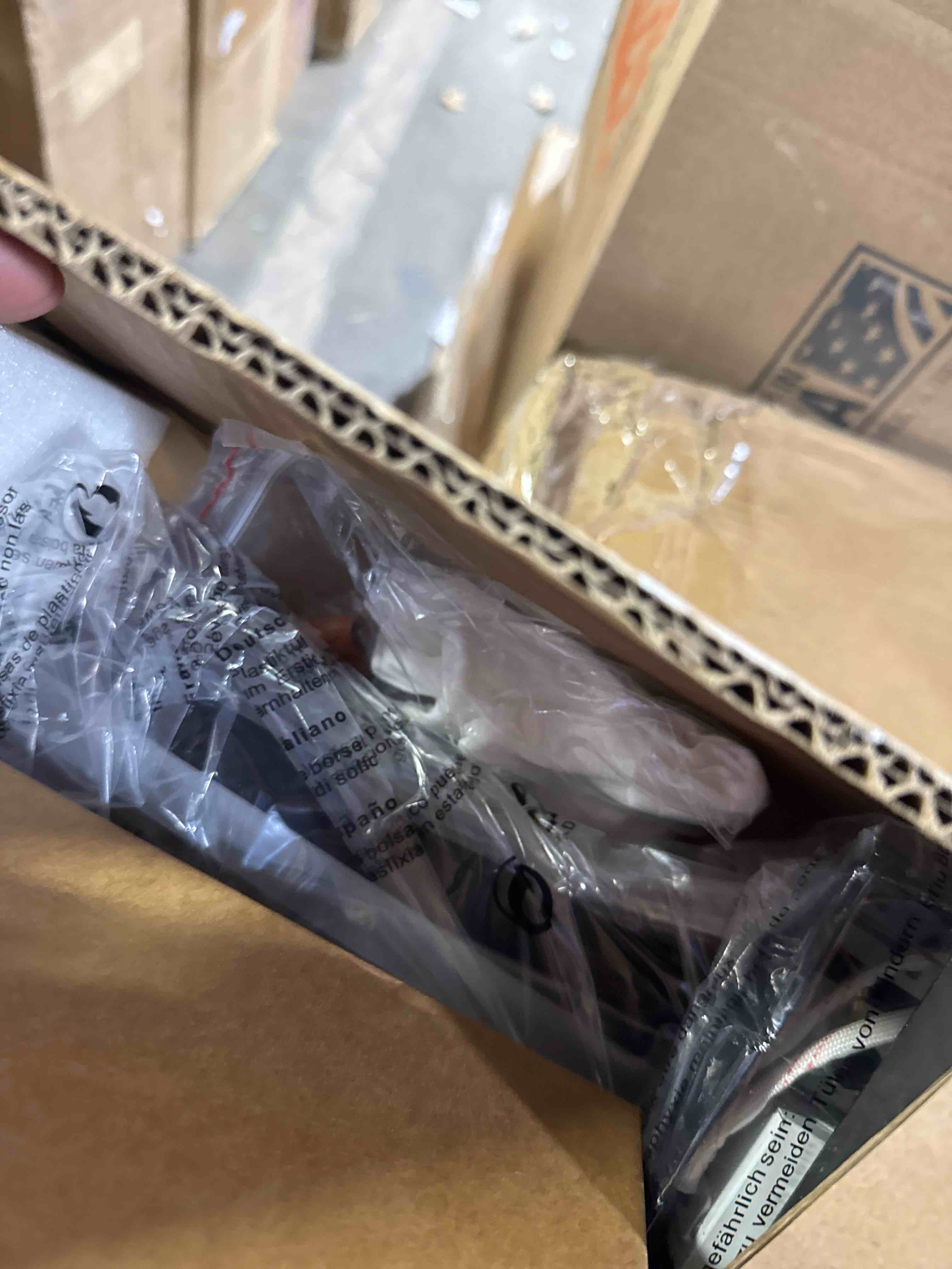 https://s3.amazonaws.com/lotting-images-prod/phillipi/PNK4416163_1776872413913.jpeg