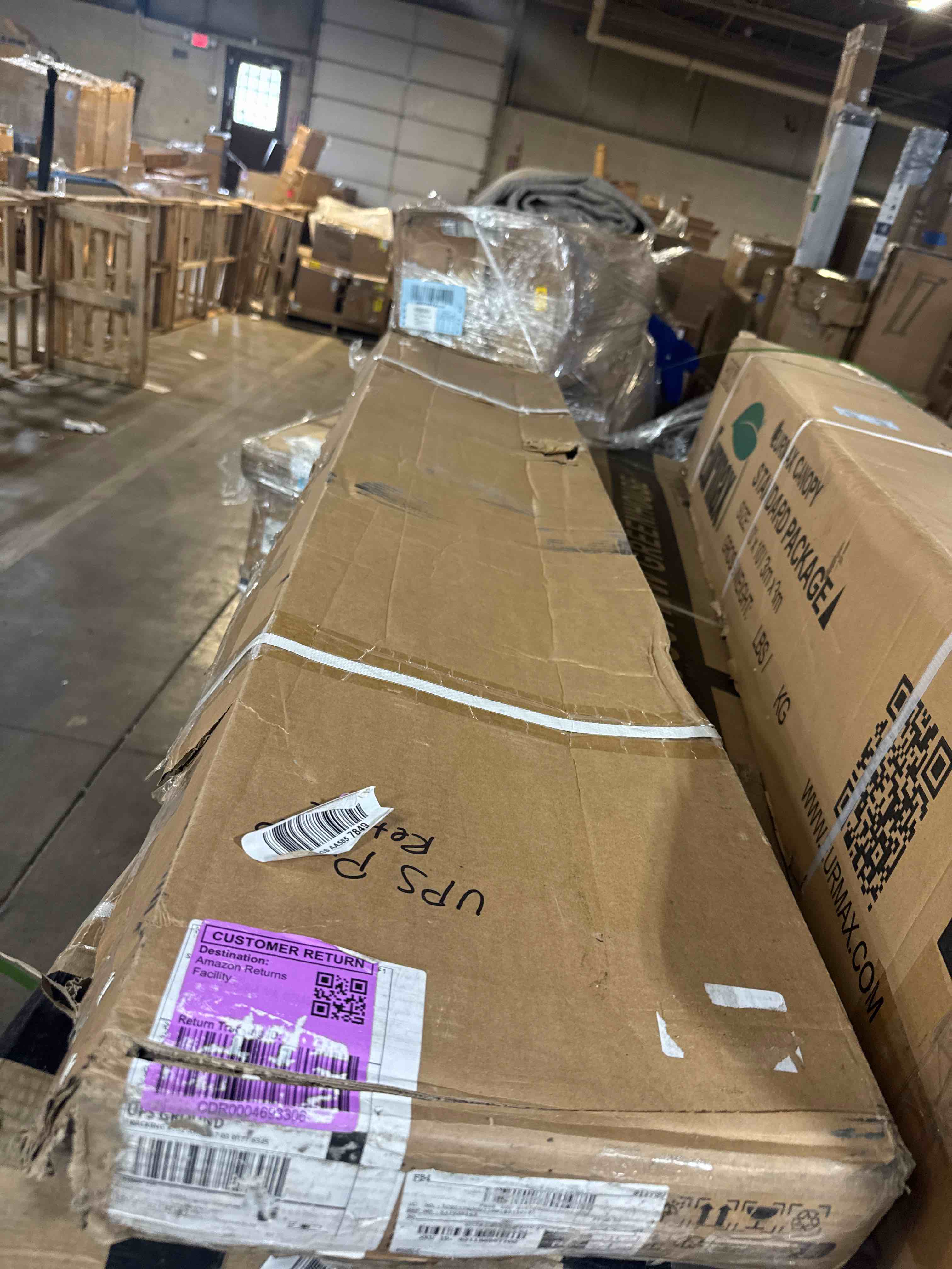 https://s3.amazonaws.com/lotting-images-prod/phillipi/PNK4416222_1777385075617.jpeg