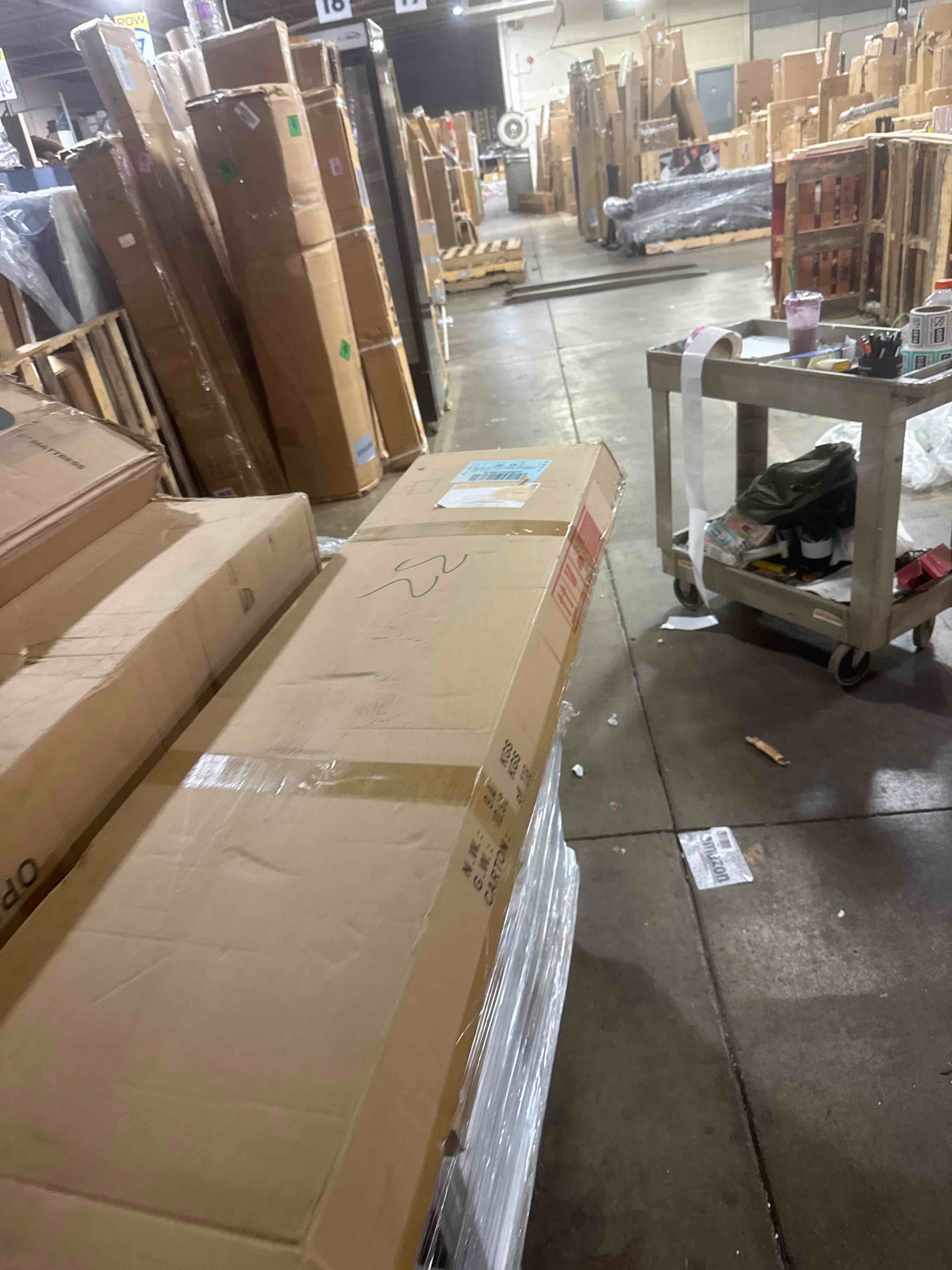https://s3.amazonaws.com/lotting-images-prod/phillipi/PNK4416237_1777388913314.jpeg