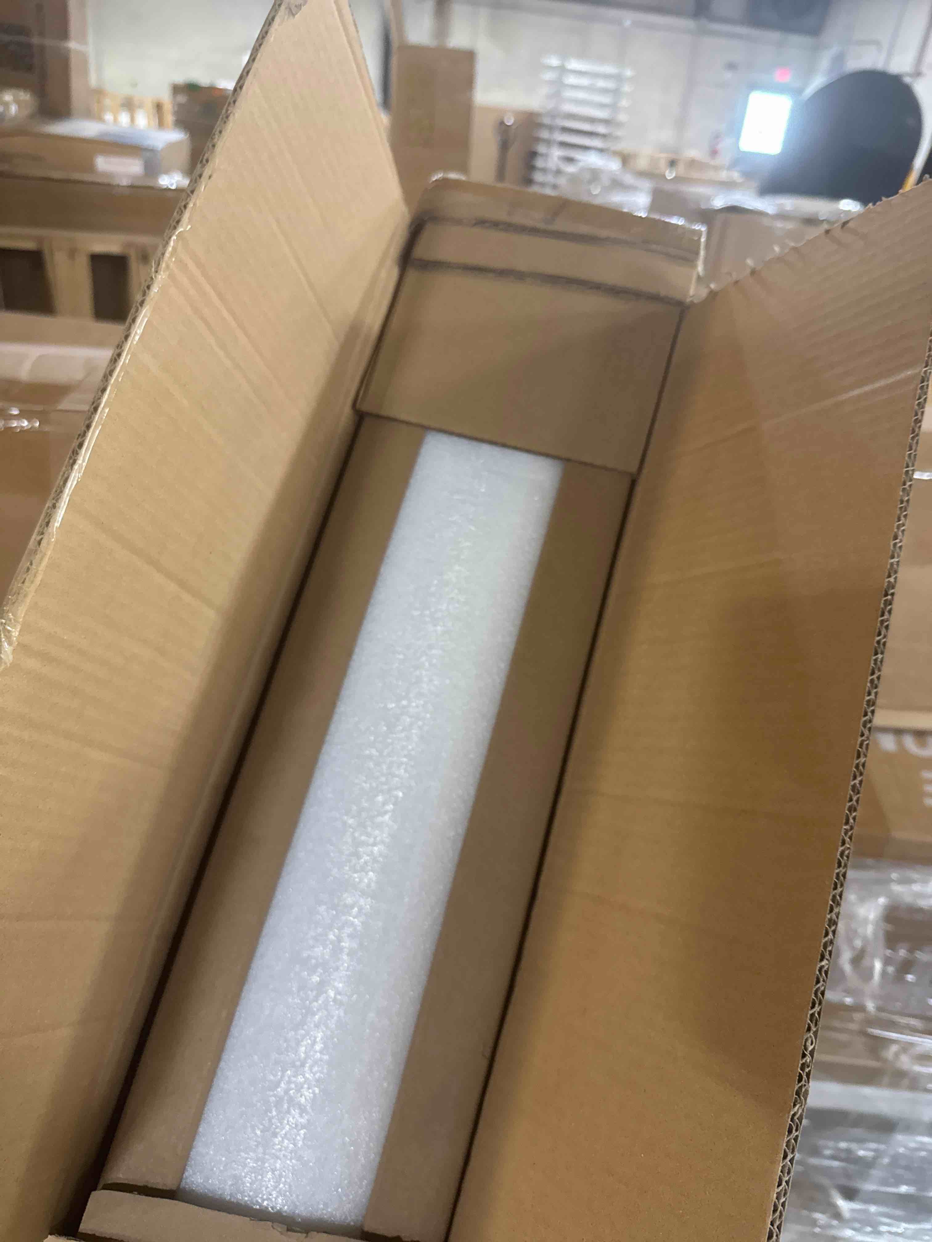 https://s3.amazonaws.com/lotting-images-prod/phillipi/PNK4416238_1777389150933.jpeg