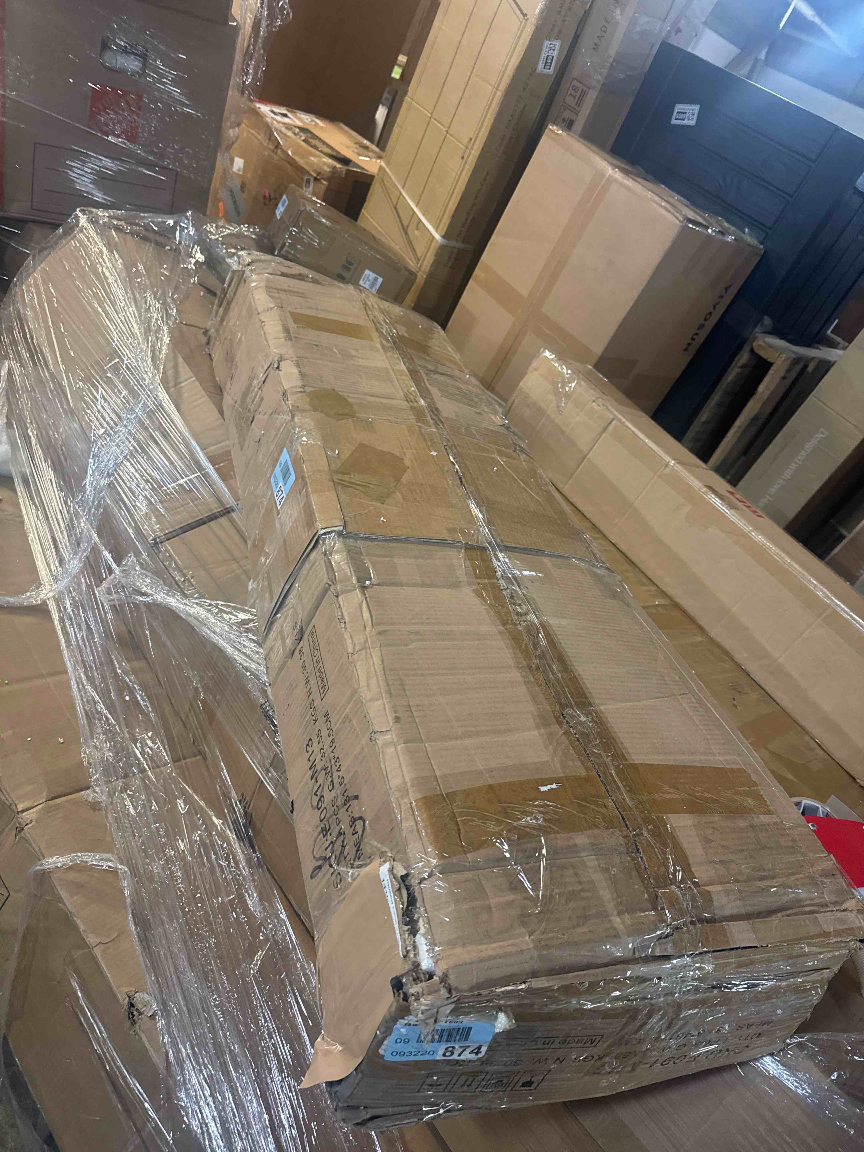 https://s3.amazonaws.com/lotting-images-prod/phillipi/PNK4416248_1777555194342.jpeg