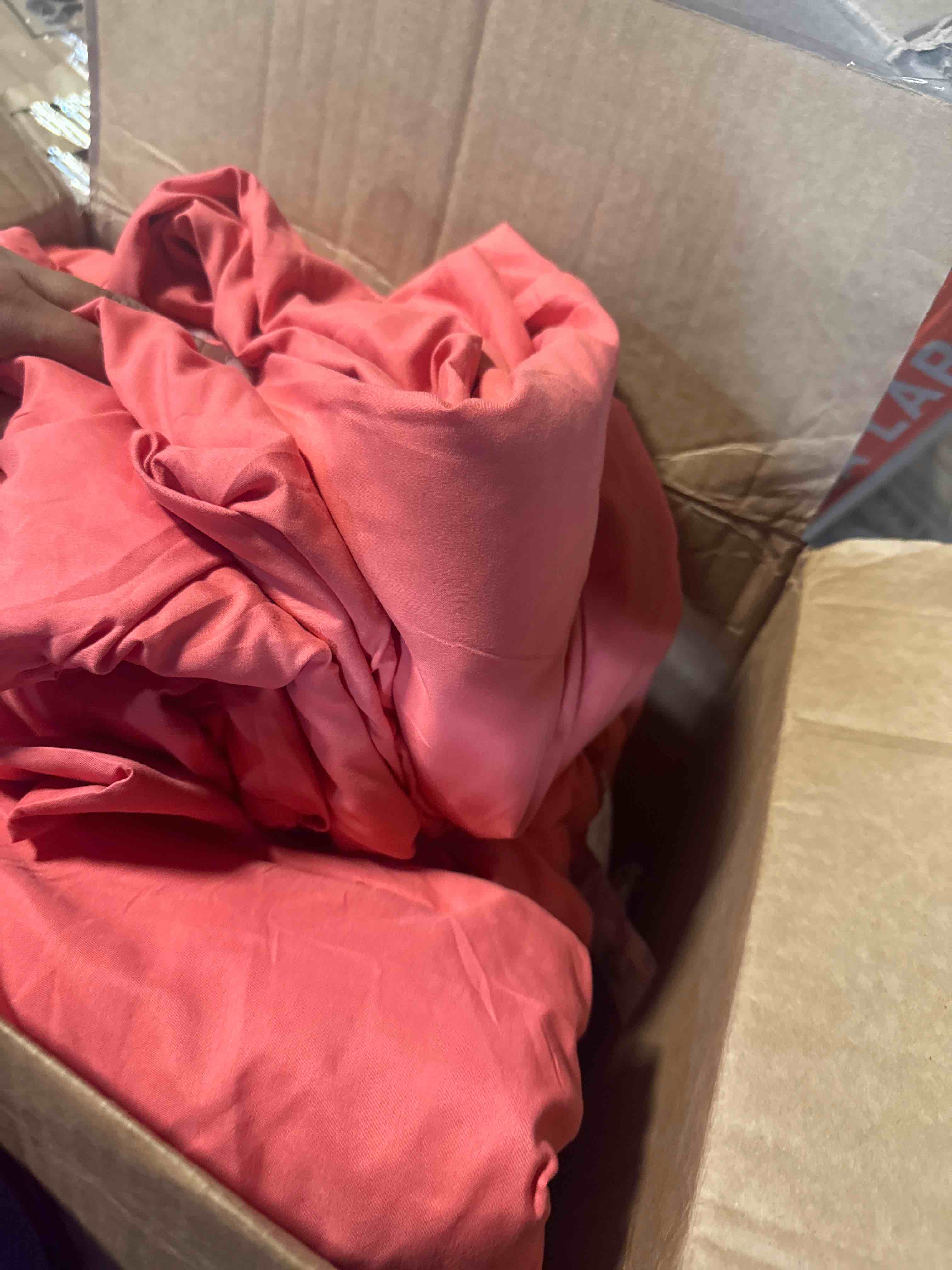 Condition photo showing Good Condition for bedsure full comforter set coral red - bed in a bag full size bedding set 7 pieces, gentlesoft™ pintuck bed set gift for family, pinch pleat all season comforter with sheets, pillowcases & shams