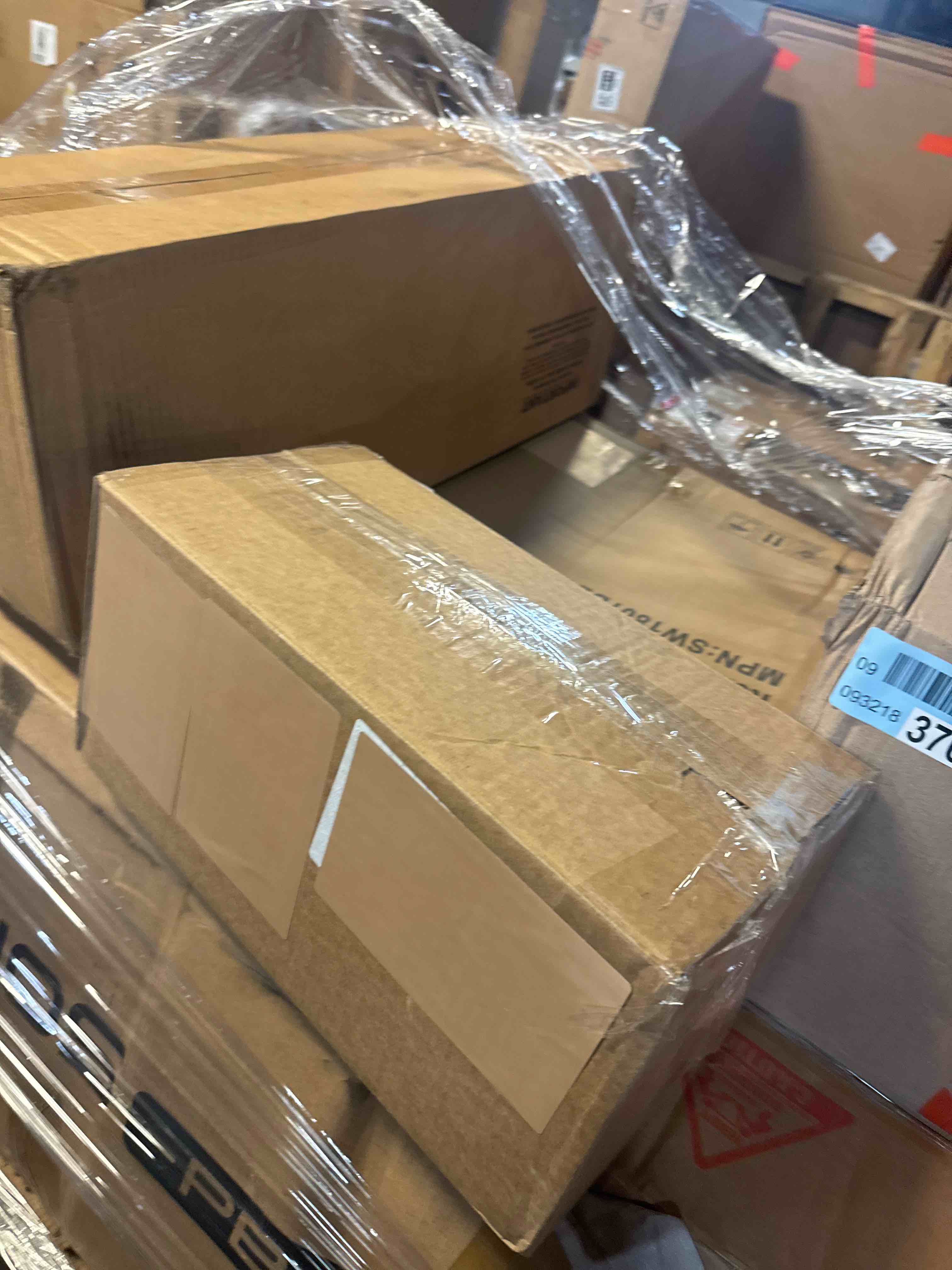 https://s3.amazonaws.com/lotting-images-prod/phillipi/PNK4416259_1777558379158.jpeg