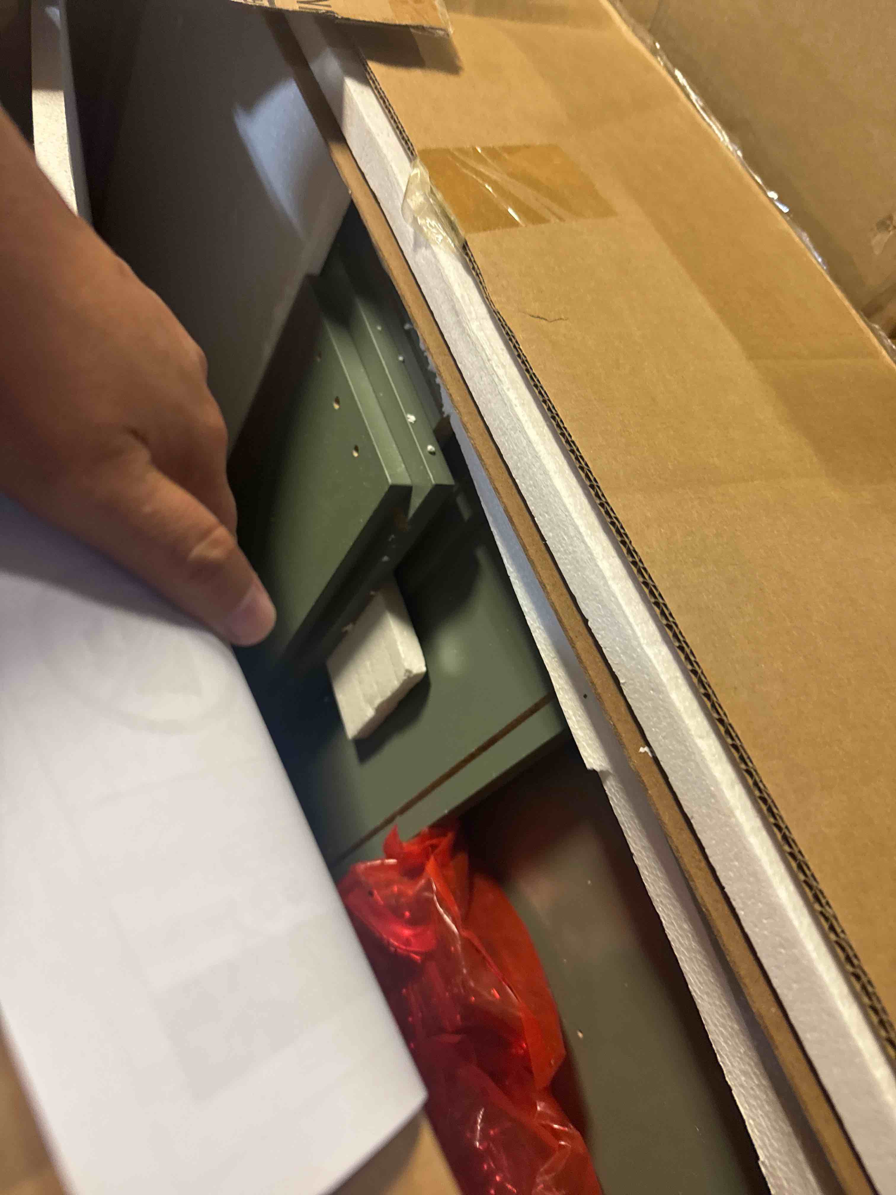 https://s3.amazonaws.com/lotting-images-prod/phillipi/PNK4416262_1777559016678.jpeg