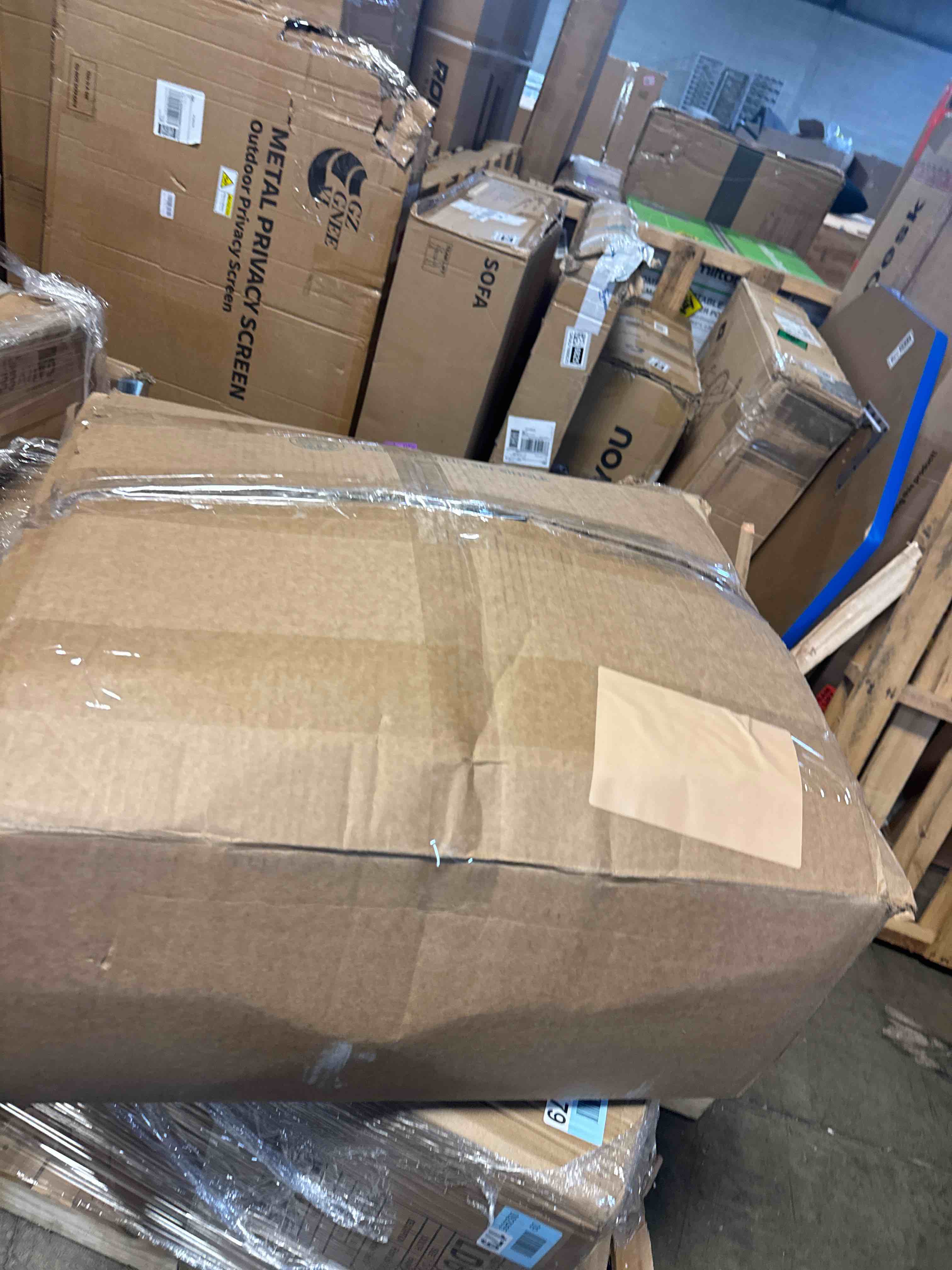https://s3.amazonaws.com/lotting-images-prod/phillipi/PNK4416270_1777560594944.jpeg