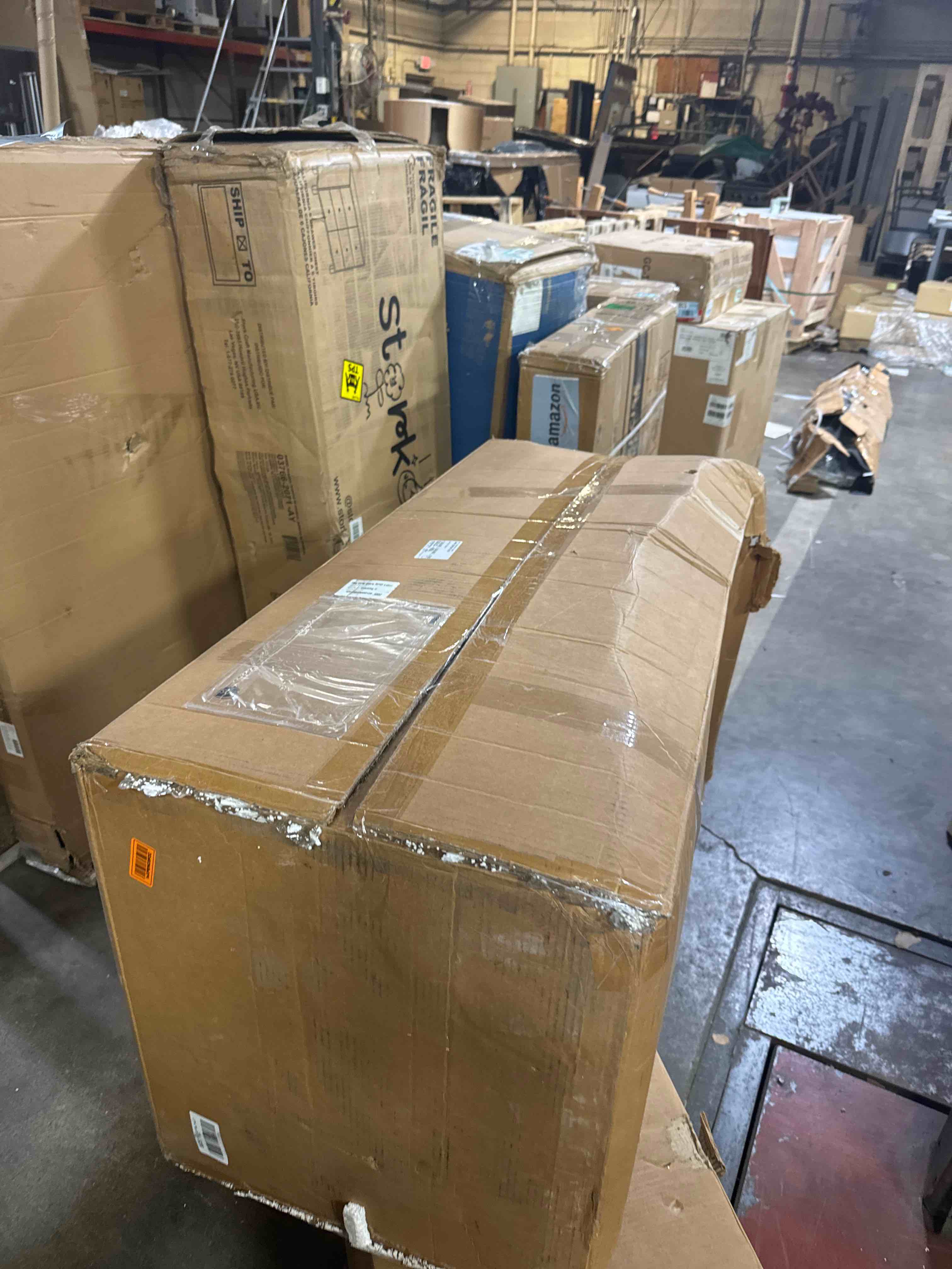 https://s3.amazonaws.com/lotting-images-prod/phillipi/PNK4416282_1777903730054.jpeg