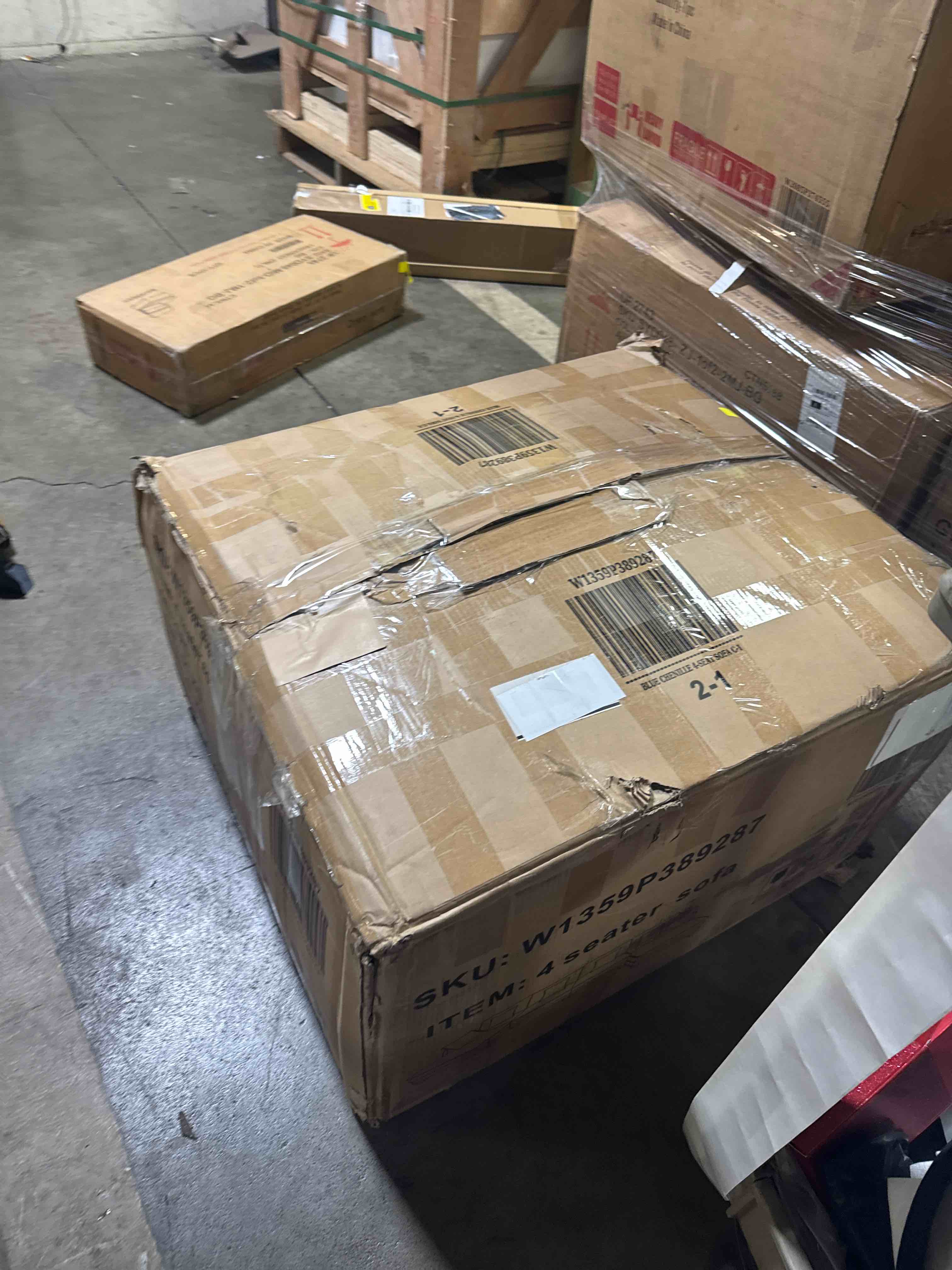 https://s3.amazonaws.com/lotting-images-prod/phillipi/PNK4416292_1777905021428.jpeg