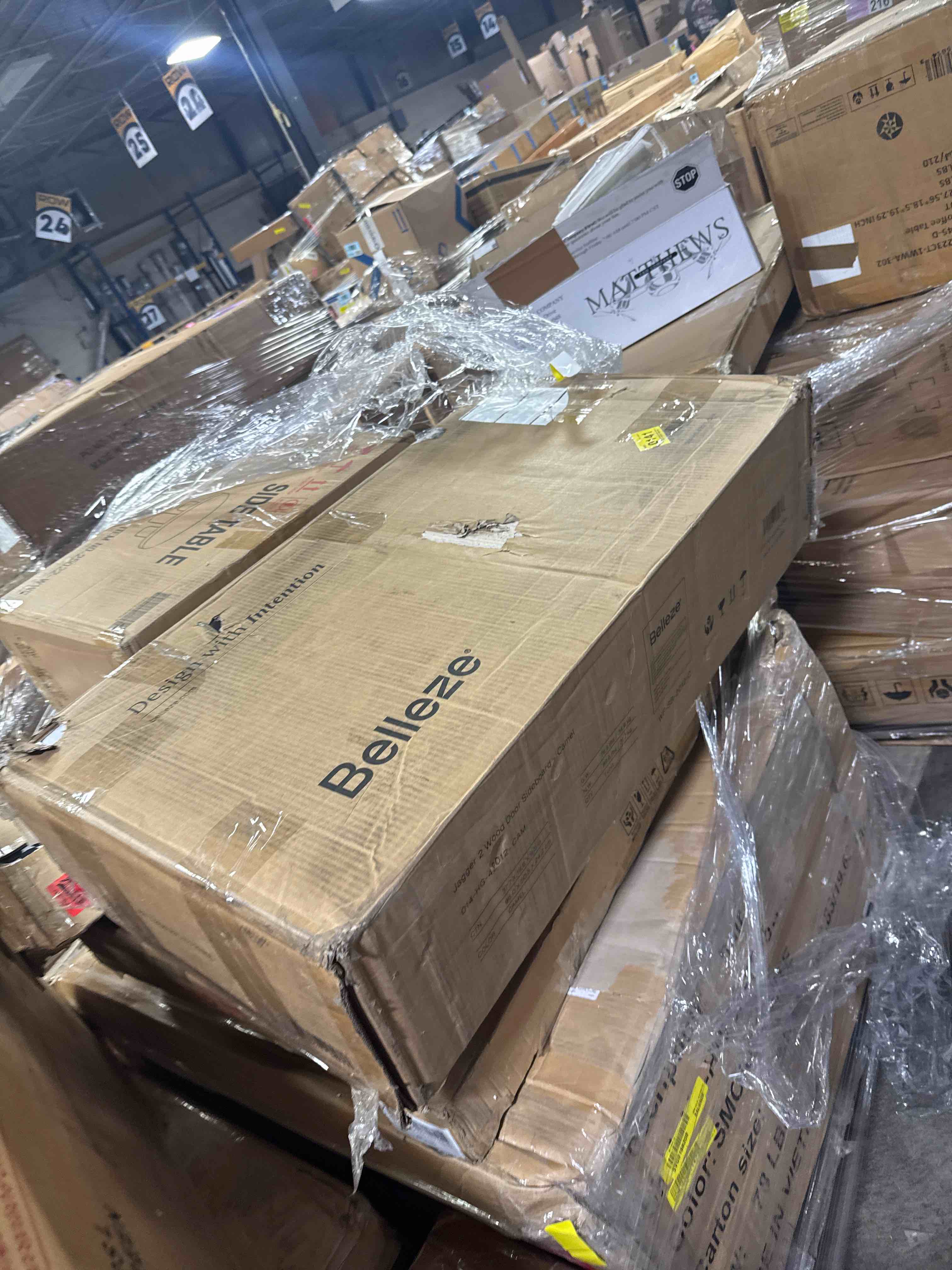 https://s3.amazonaws.com/lotting-images-prod/phillipi/PNK4416293_1777905095152.jpeg