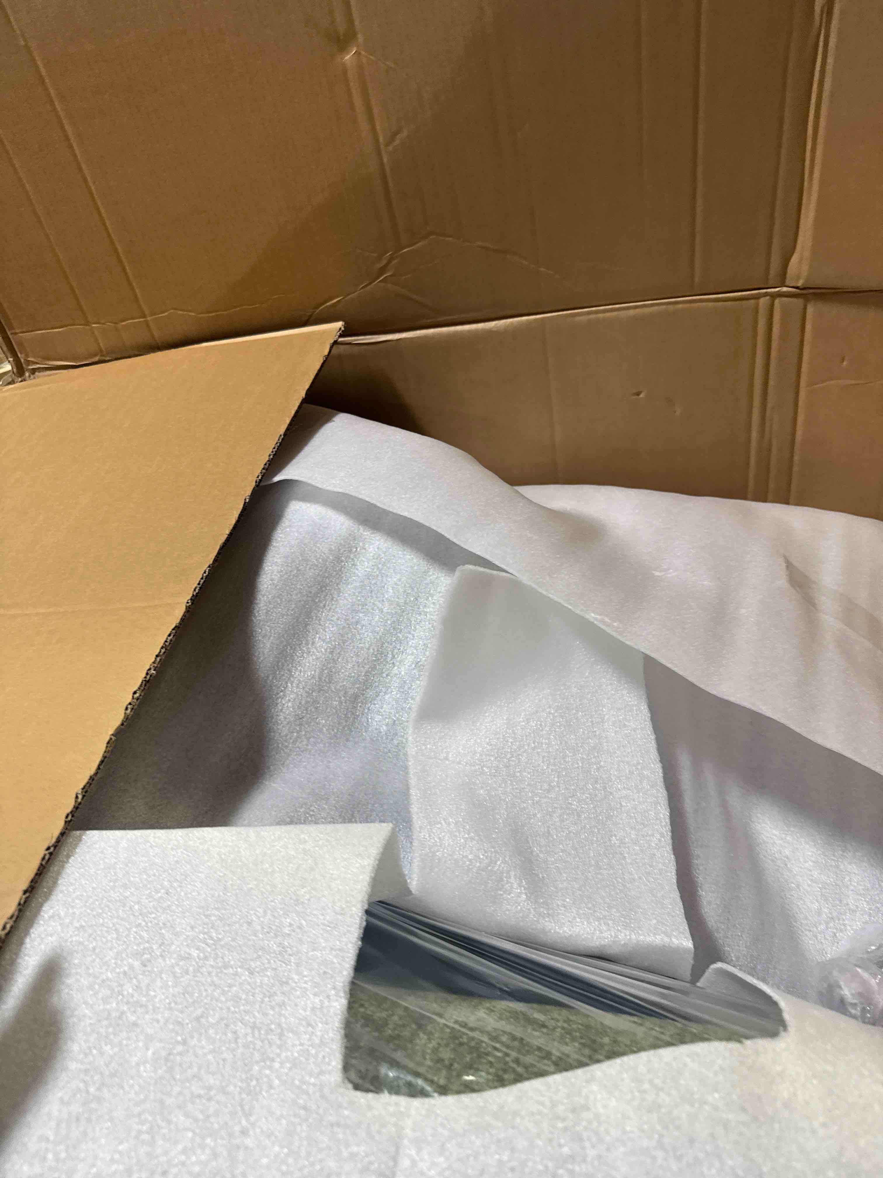https://s3.amazonaws.com/lotting-images-prod/phillipi/PNK4416296_1777905998270.jpeg