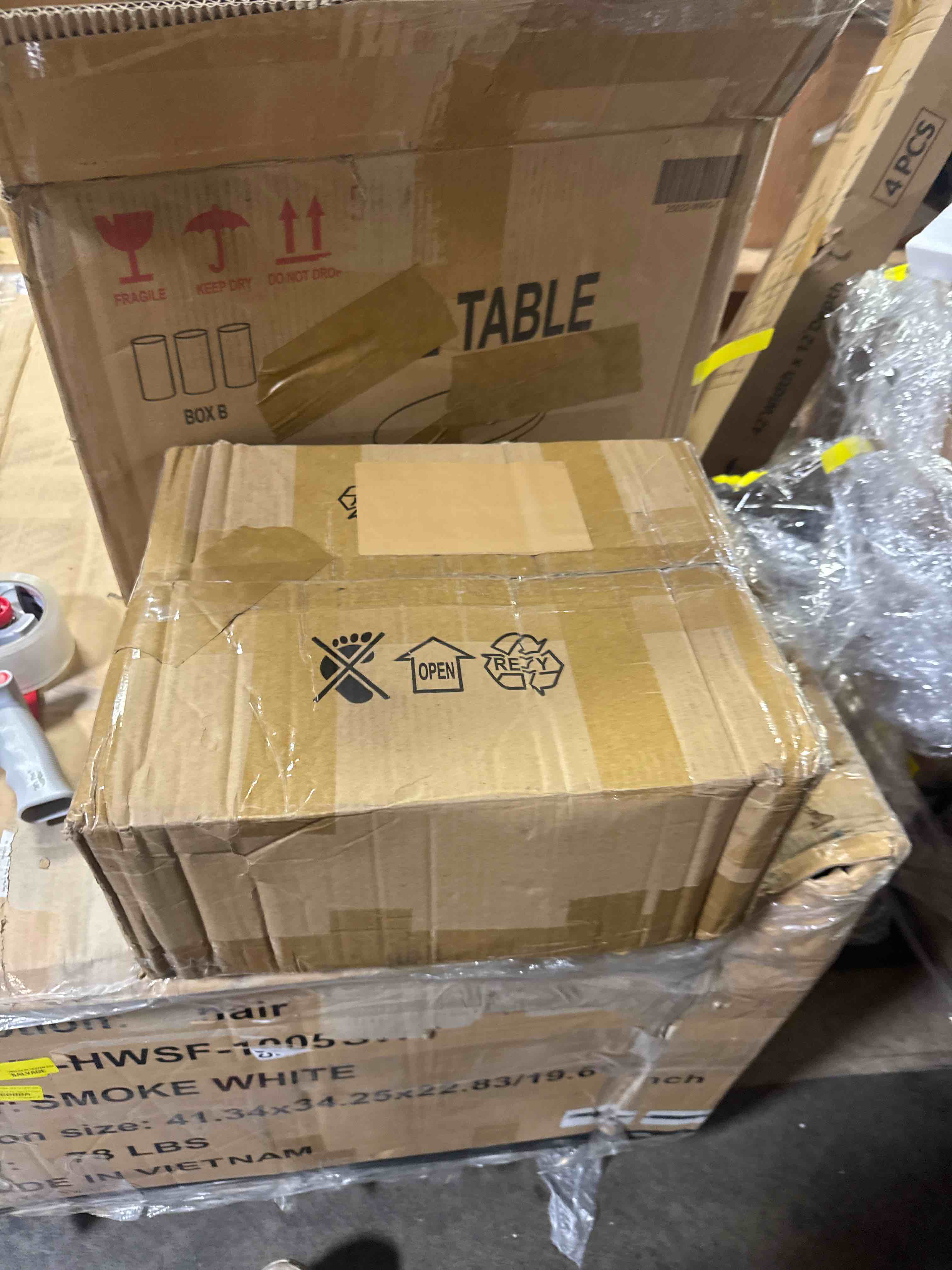 https://s3.amazonaws.com/lotting-images-prod/phillipi/PNK4416297_1777906227312.jpeg