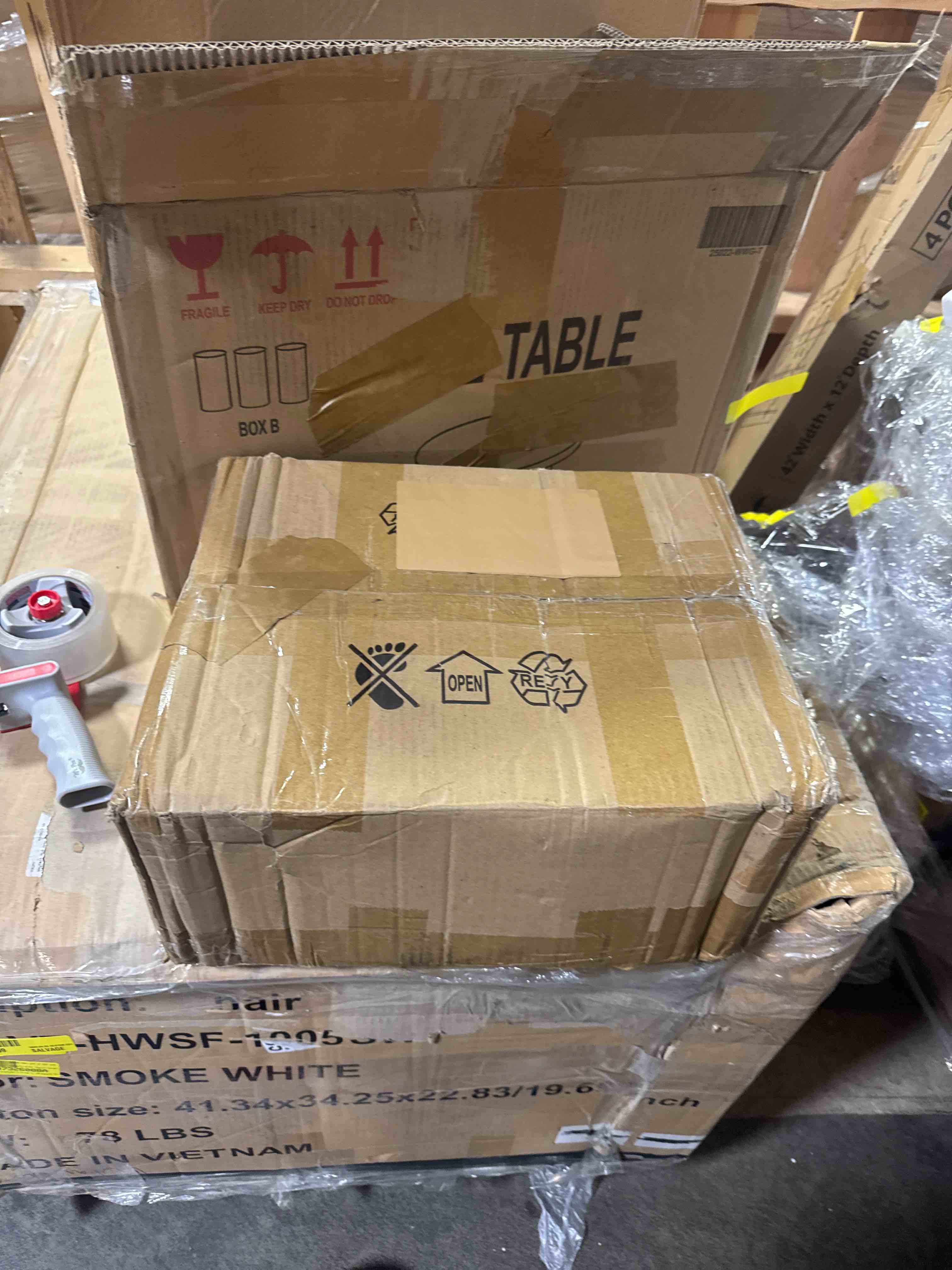 https://s3.amazonaws.com/lotting-images-prod/phillipi/PNK4416297_1777906228291.jpeg