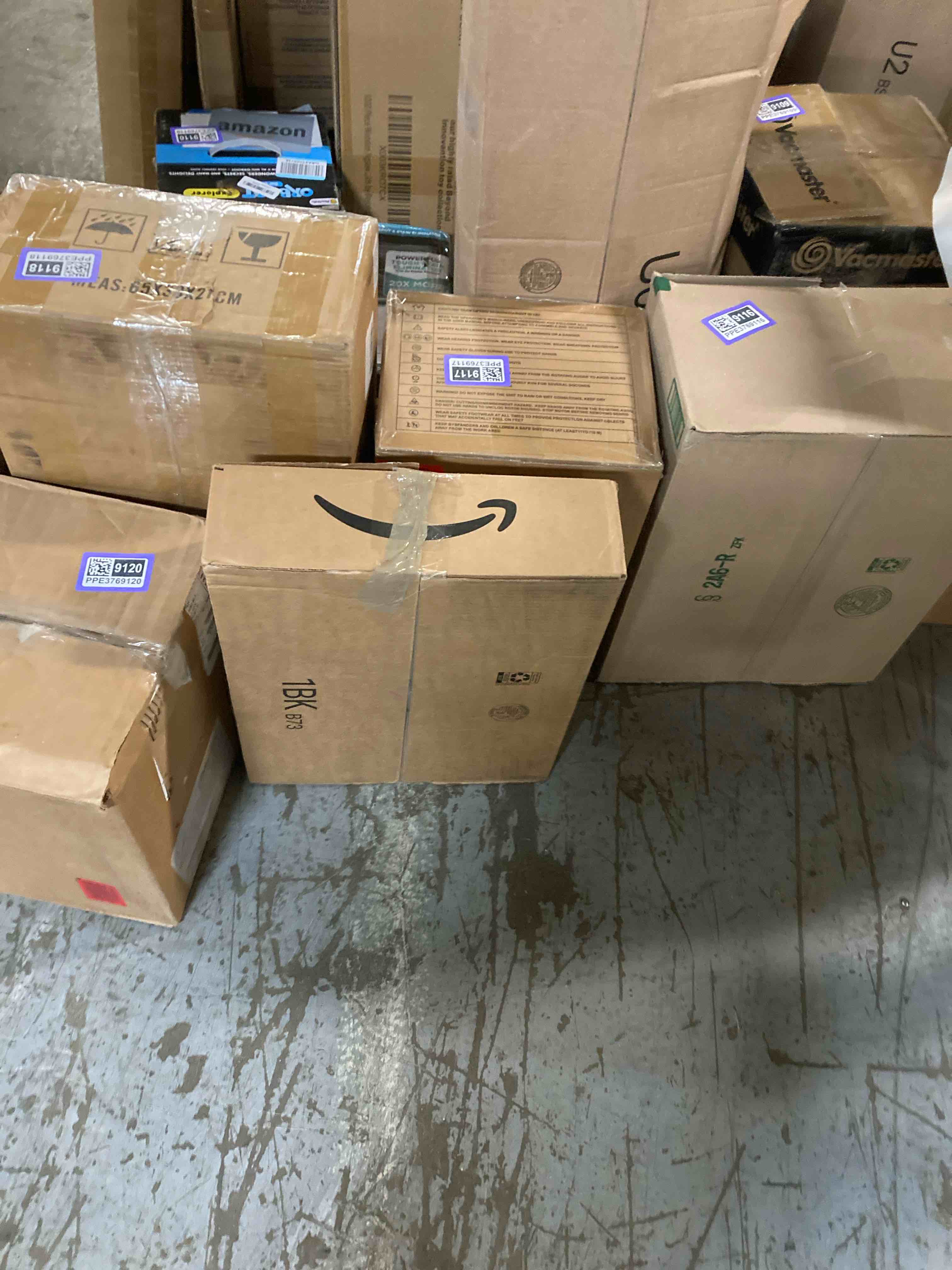 Condition photo showing New/Like New for Standing Towel Racks for Bathroom, 39'' Tall 2 Tier Bathroom Towel Stand with Storage Shelves, Modern Standing Pool Drying Rack for Outdoor, Black Blanket Holder, ALHAKIN