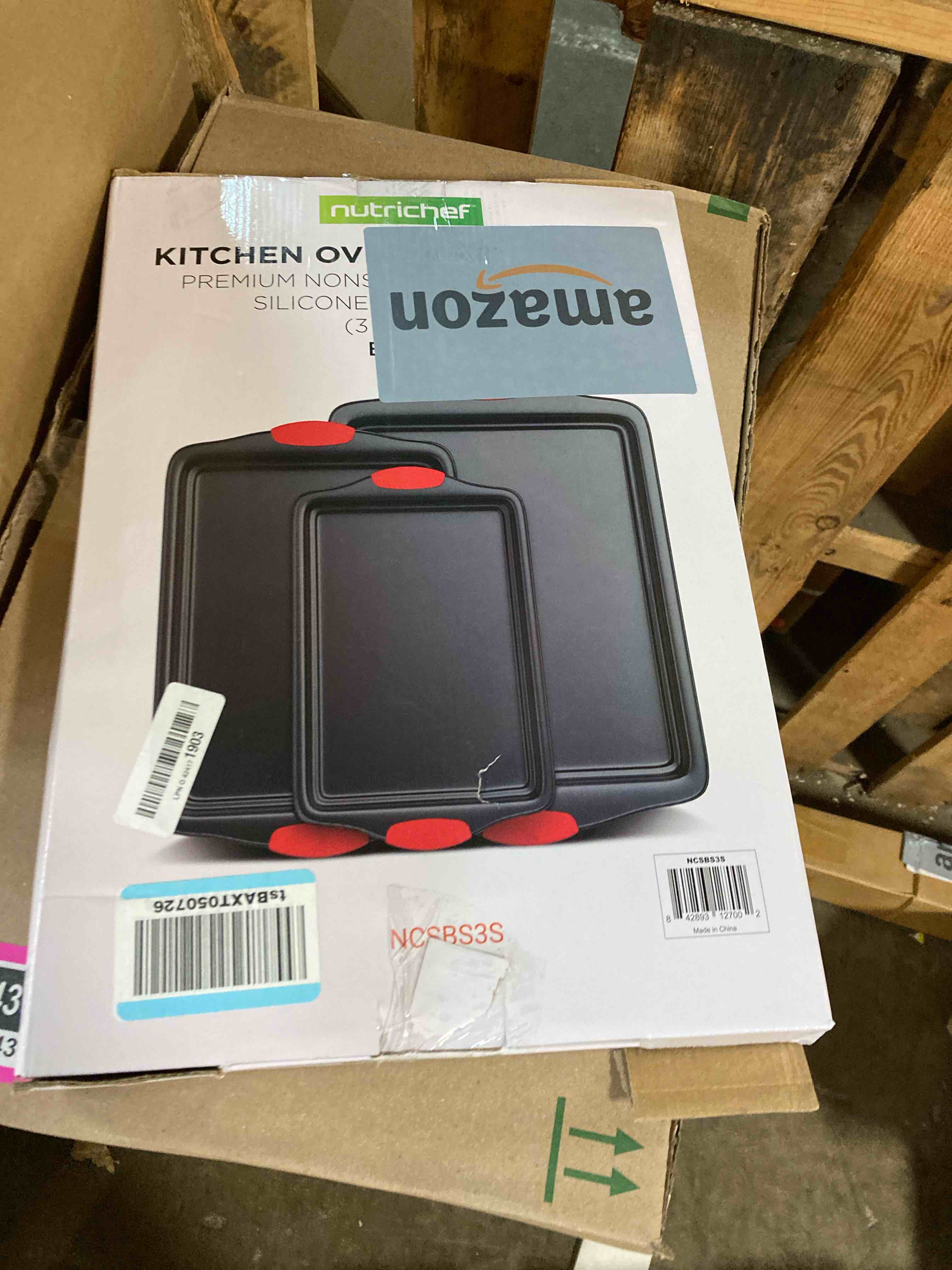 Condition photo showing New/Like New for NutriChef Kitchen Deluxe Oven Non Stick Gray Carbon Steel 3 Piece Bakeware Set