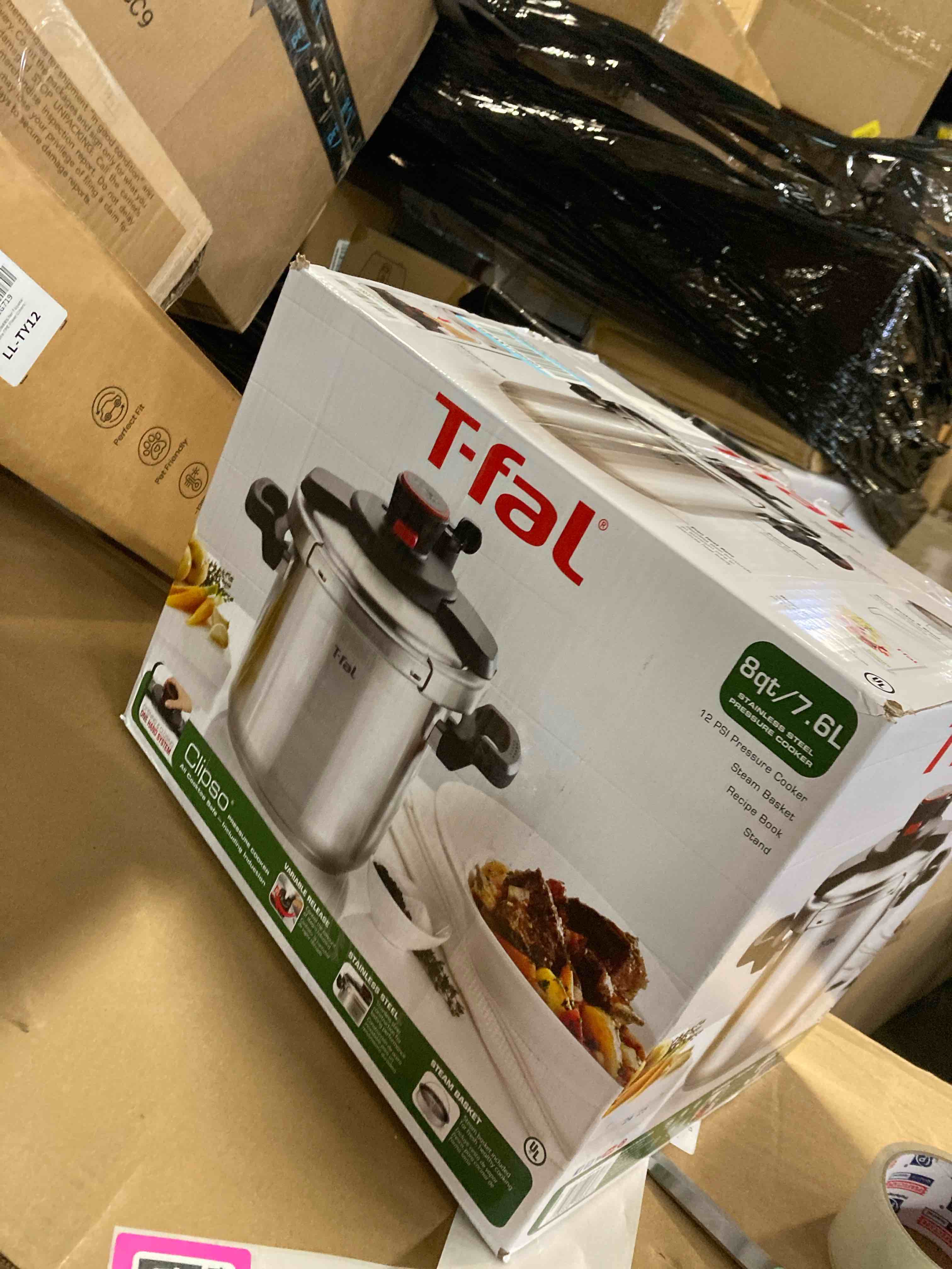 Condition photo showing New/Like New for T-fal Clipso Stainless Steel Cookware  Pressure Cooker  8 quart  Silver  P4500936