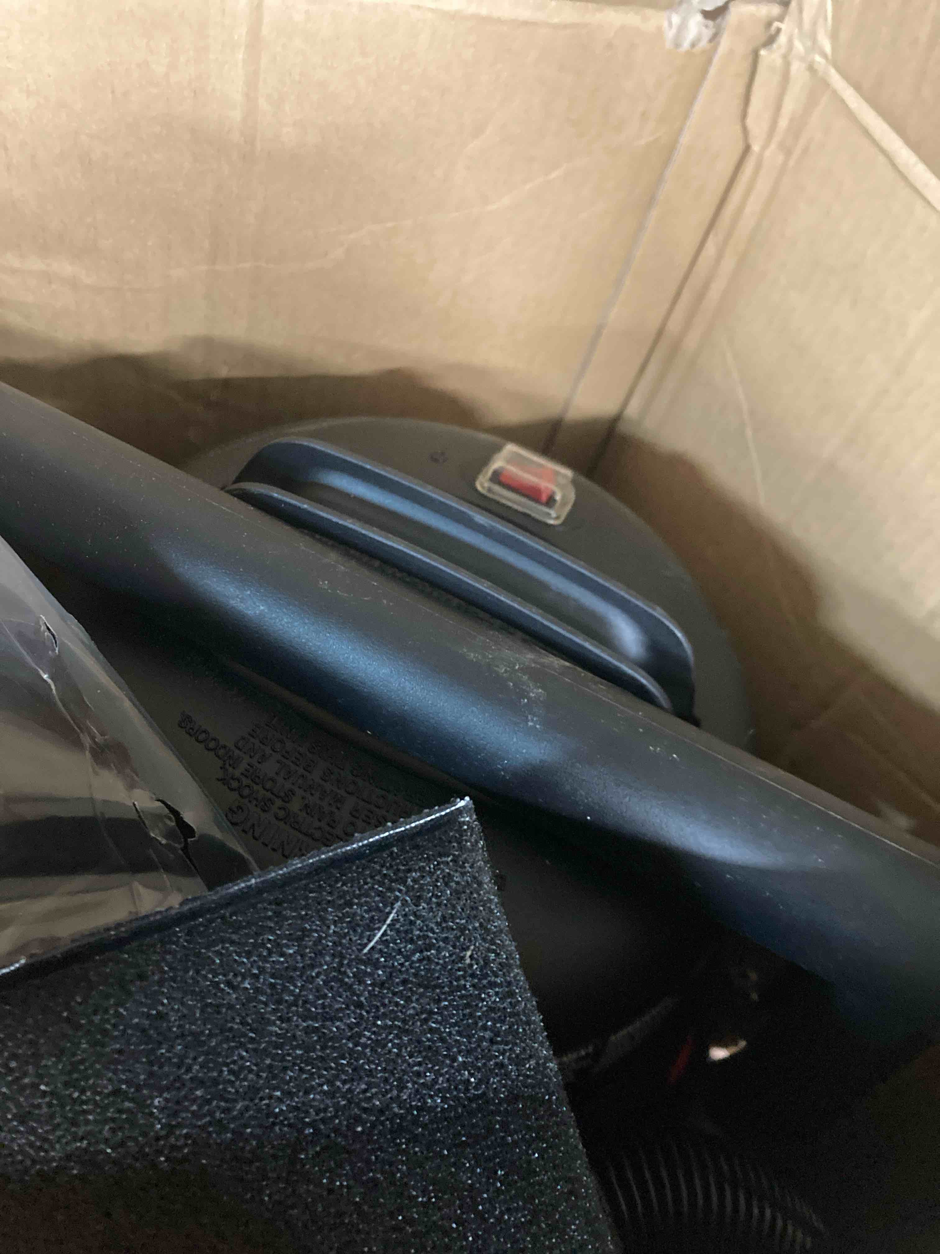 Condition photo showing Good Condition for (not tested) Shop-Vac 5 Gallon 5.5 Peak HP Wet/Dry Vacuum, Wall Mountable Compact Shop Vacuum with 18+7Ft Long Hose & Attachments, Ideal for Jobsite, Garage, Car & Workshop. 9522236