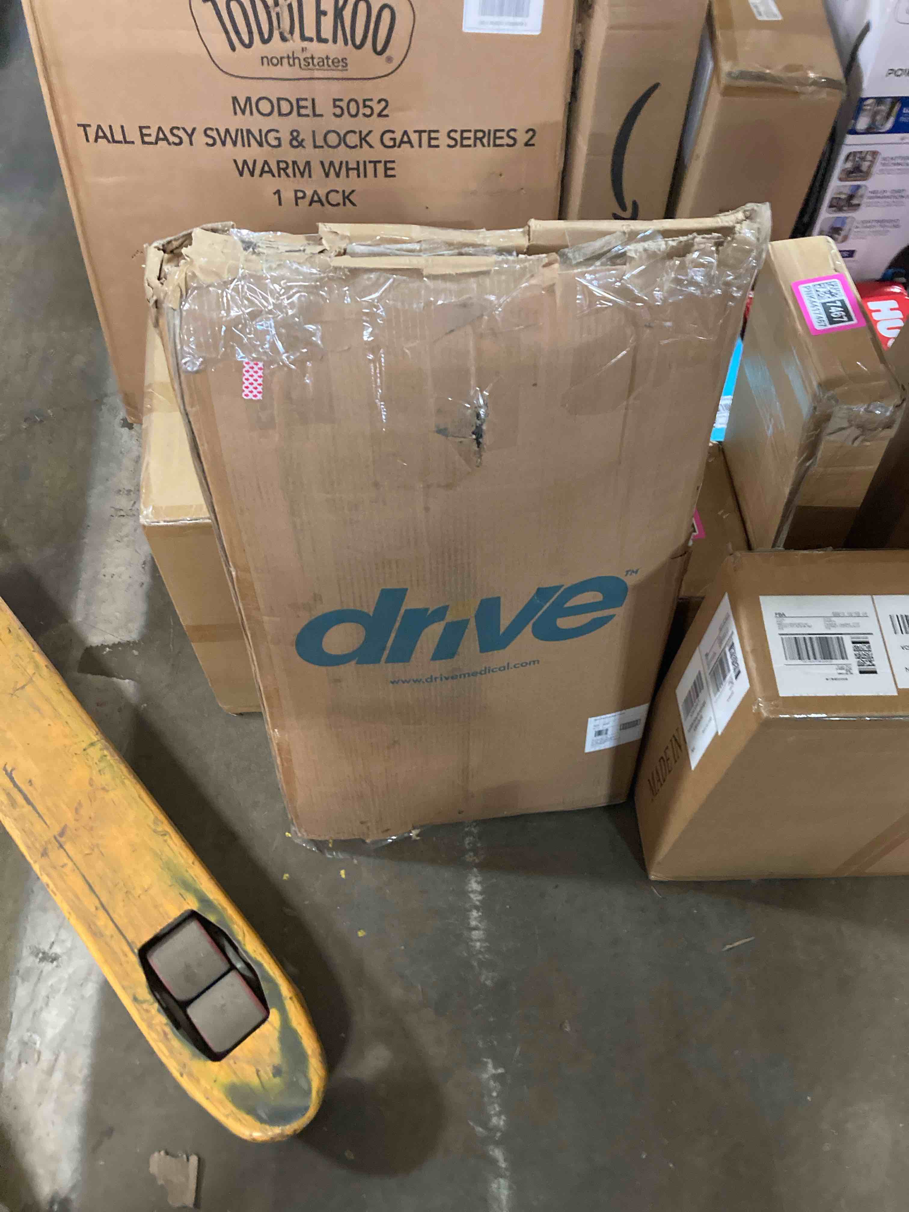Condition photo showing New/Like New for Drive Medical 13067 Non Tilt Top Overbed Table with Wheels and Secure Height Adjustment,Tray Table for Hospital or Home Use, Bedside Rolling Overbed Table, Silver Vein Silver Vein Table