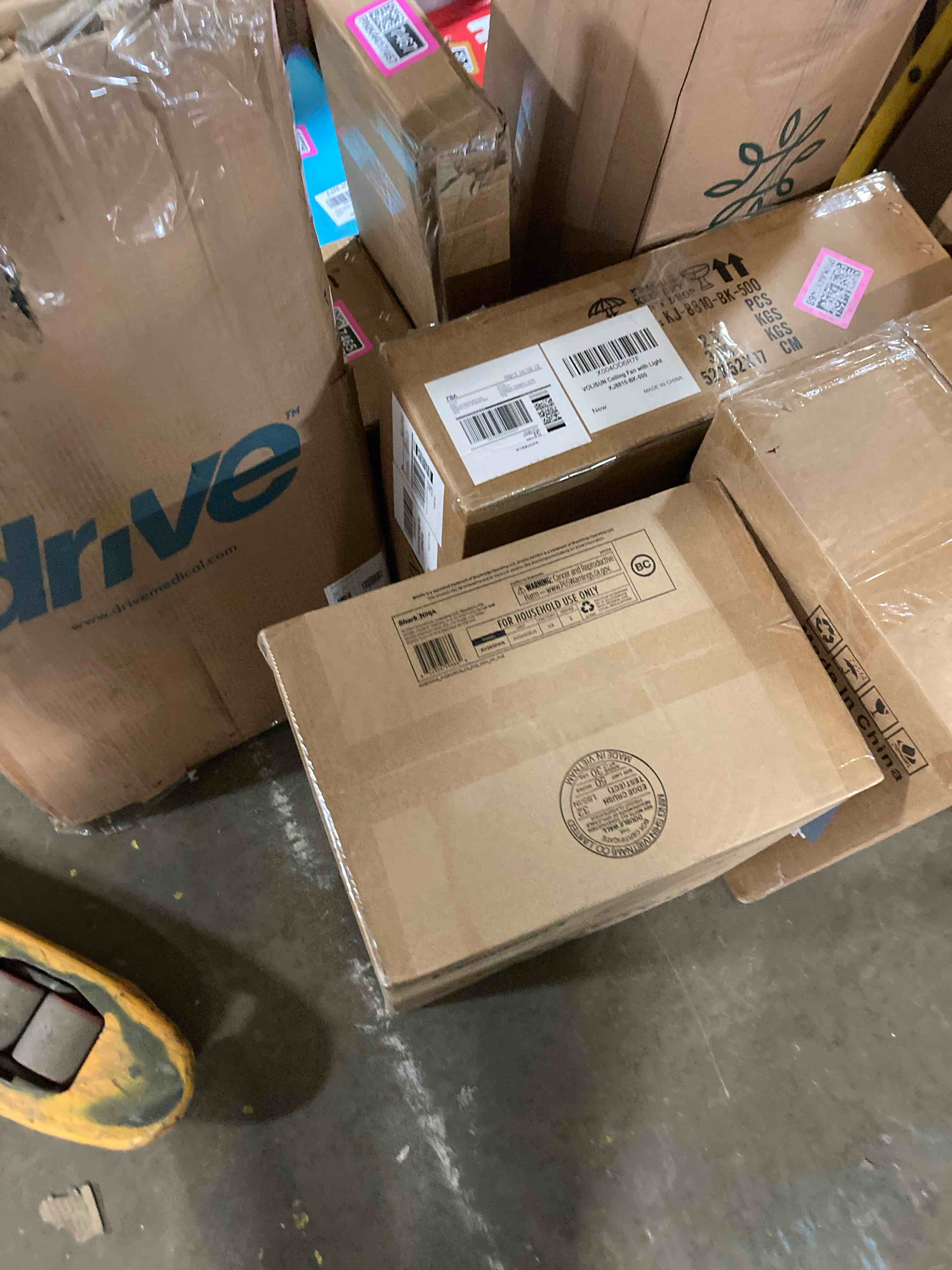 Condition photo showing New/Like New for Shark AI Ultra 2-in-1 Robot Vacuum & Mop with Sonic Mopping  Matrix Clean