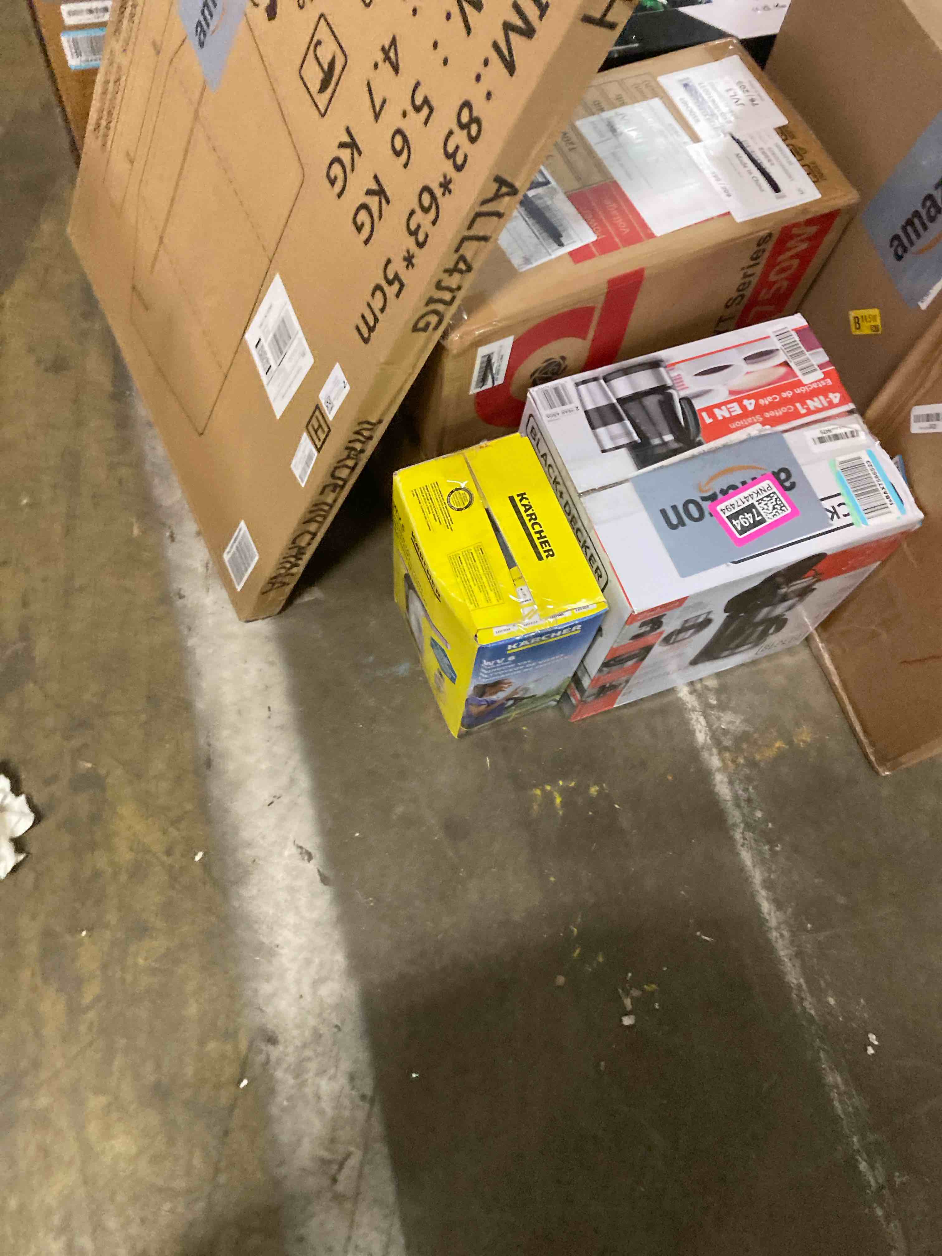 Condition photo showing New/Like New for Kärcher WV 6 Electric Window Vacuum Squeegee 11" - Cleans Showers, Mirrors, Glass, and Countertops - Electric Squeegee WV 6 White