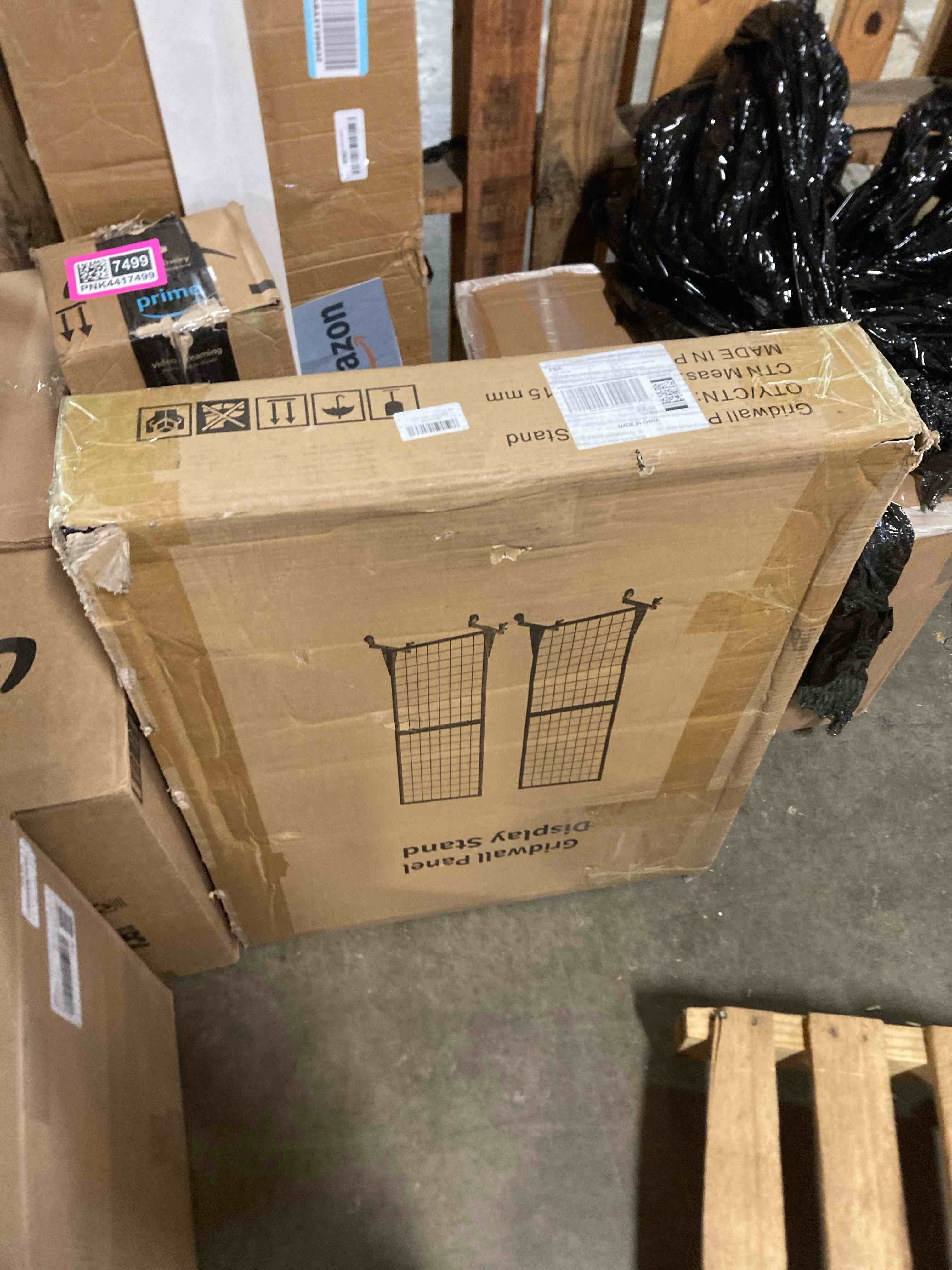 Condition photo showing New/Like New for 3-Pack Gridwall Panel Display Stand, 2'x5.5' Heavy Duty Floor Standing Rack with Detachable Girdwall, Movable Silent Wheel, Easy to Transport, Ideal for Retail & Craft Fairs