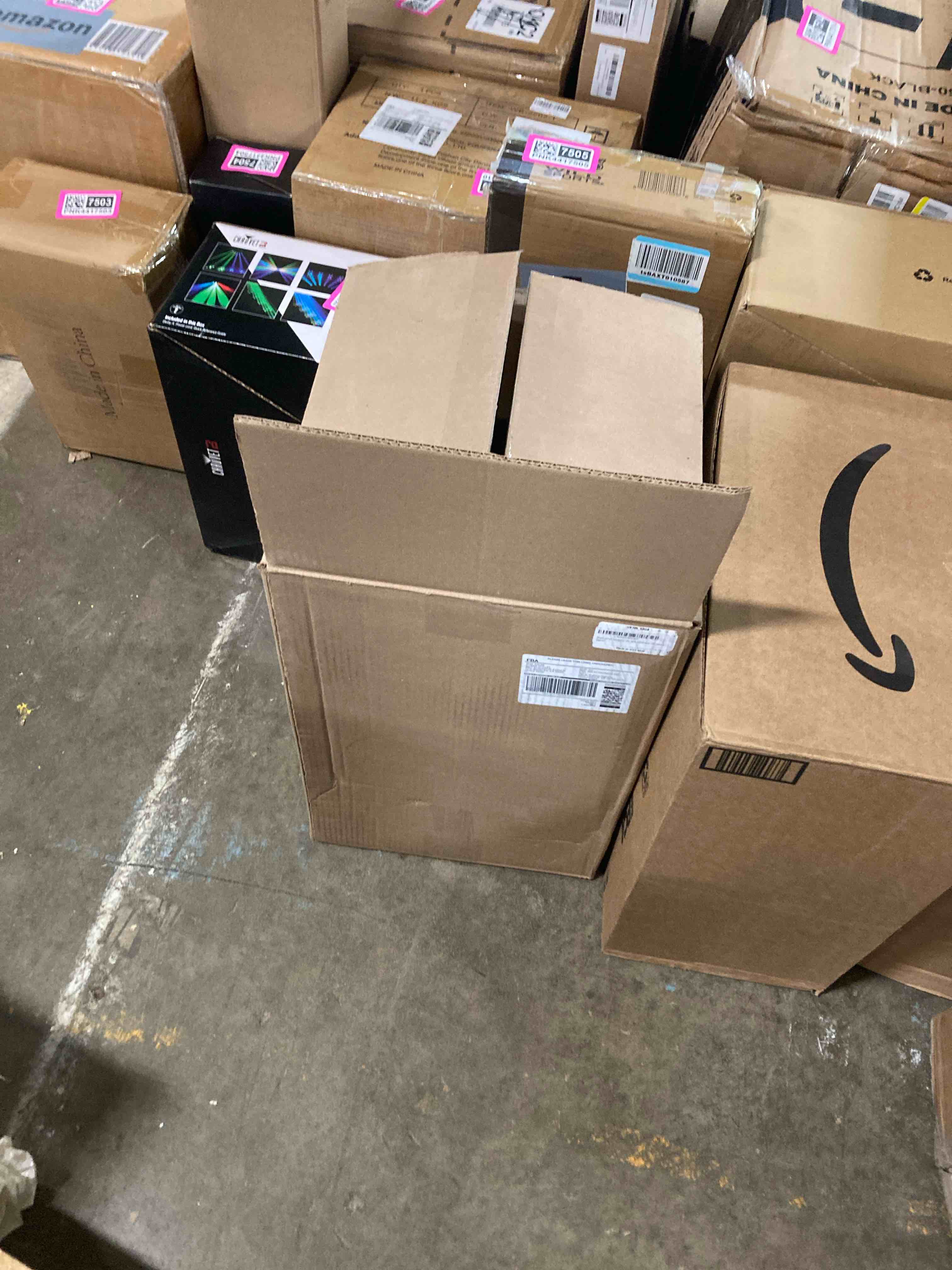Condition photo showing New/Like New for Shark UV725 Navigator Lift-Away with Self Cleaning Brushroll Upright Vacuum with HEPA Filter (Renewed)