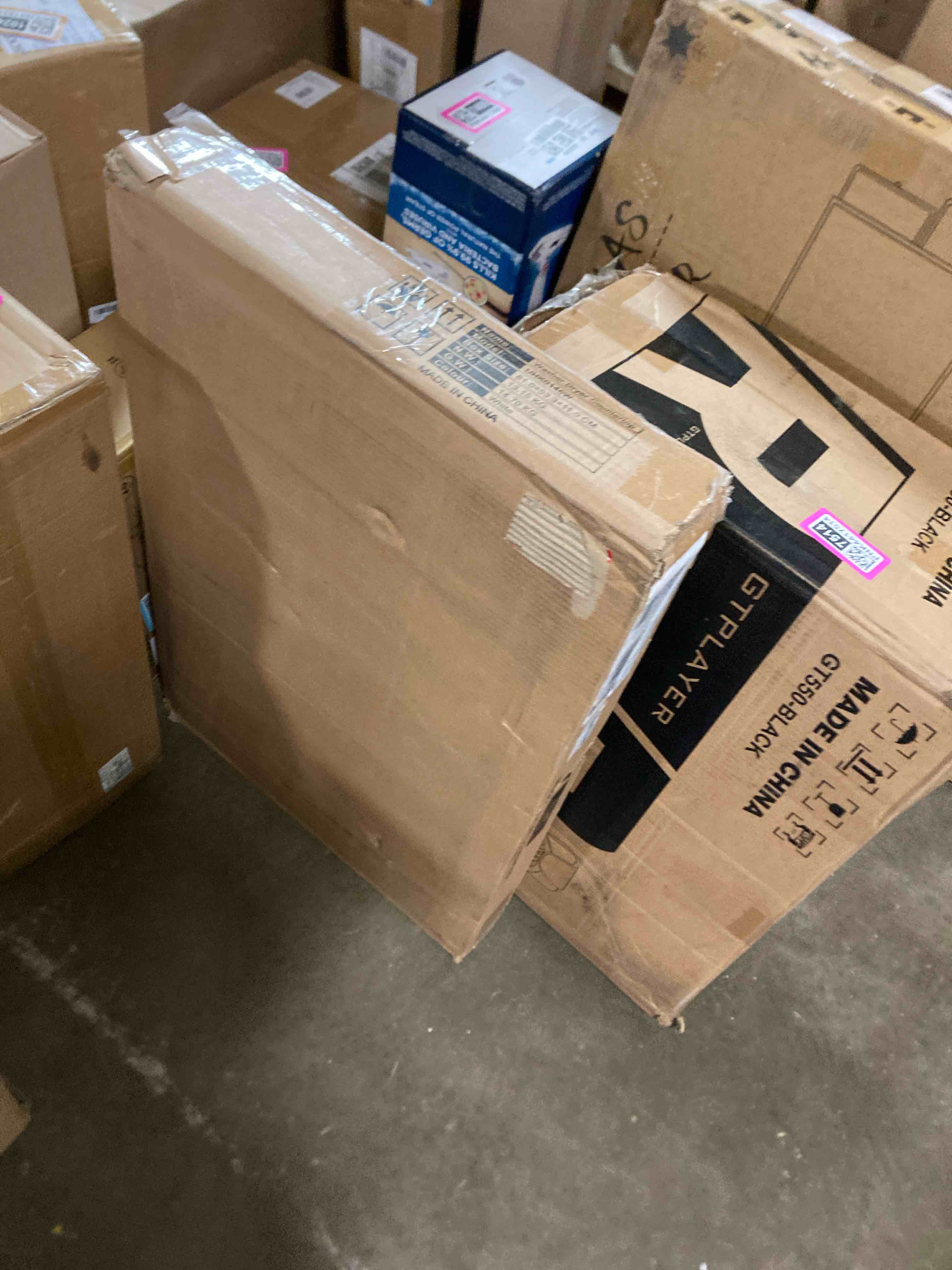 Condition photo showing New/Like New for Ulif Over Washer and Dryer Countertop, Melamine Frosted Surface for Laundry Room Storage and Organization, 27.5" W x 54" L x 2.6" H, White Splice Type White Splice: 54"L x 27.5"W x 2.6"H