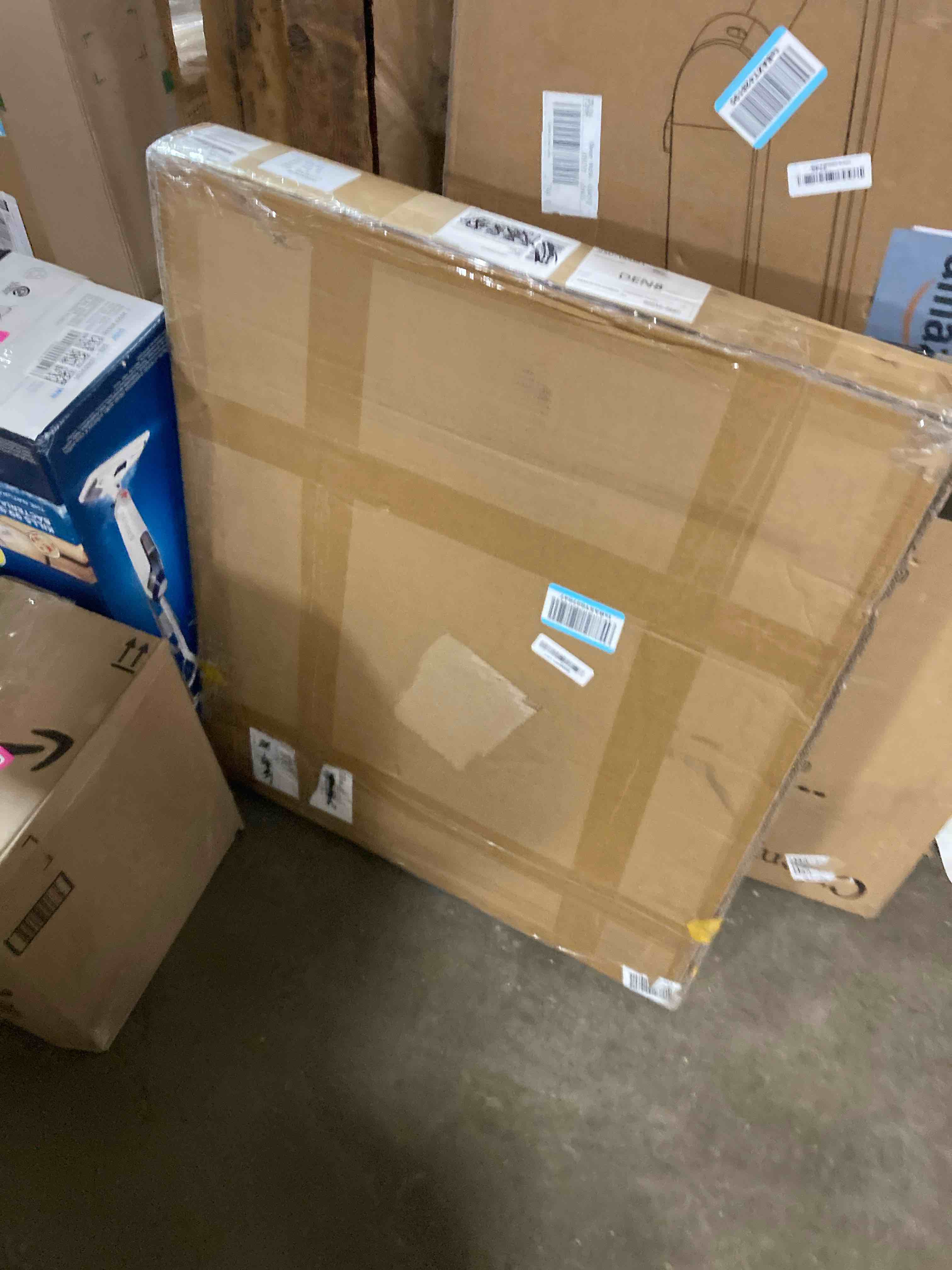 Condition photo showing New/Like New for VNN 29" x 24" Shed Ramp for Riding Mower & Lawn Equipment | 750 LB Capacity Anti-Slip Punch Plate Ramp for ATV, Motorcycles, Garages & Barns (1PC) Slivery 1PC (29"L x 24"W)