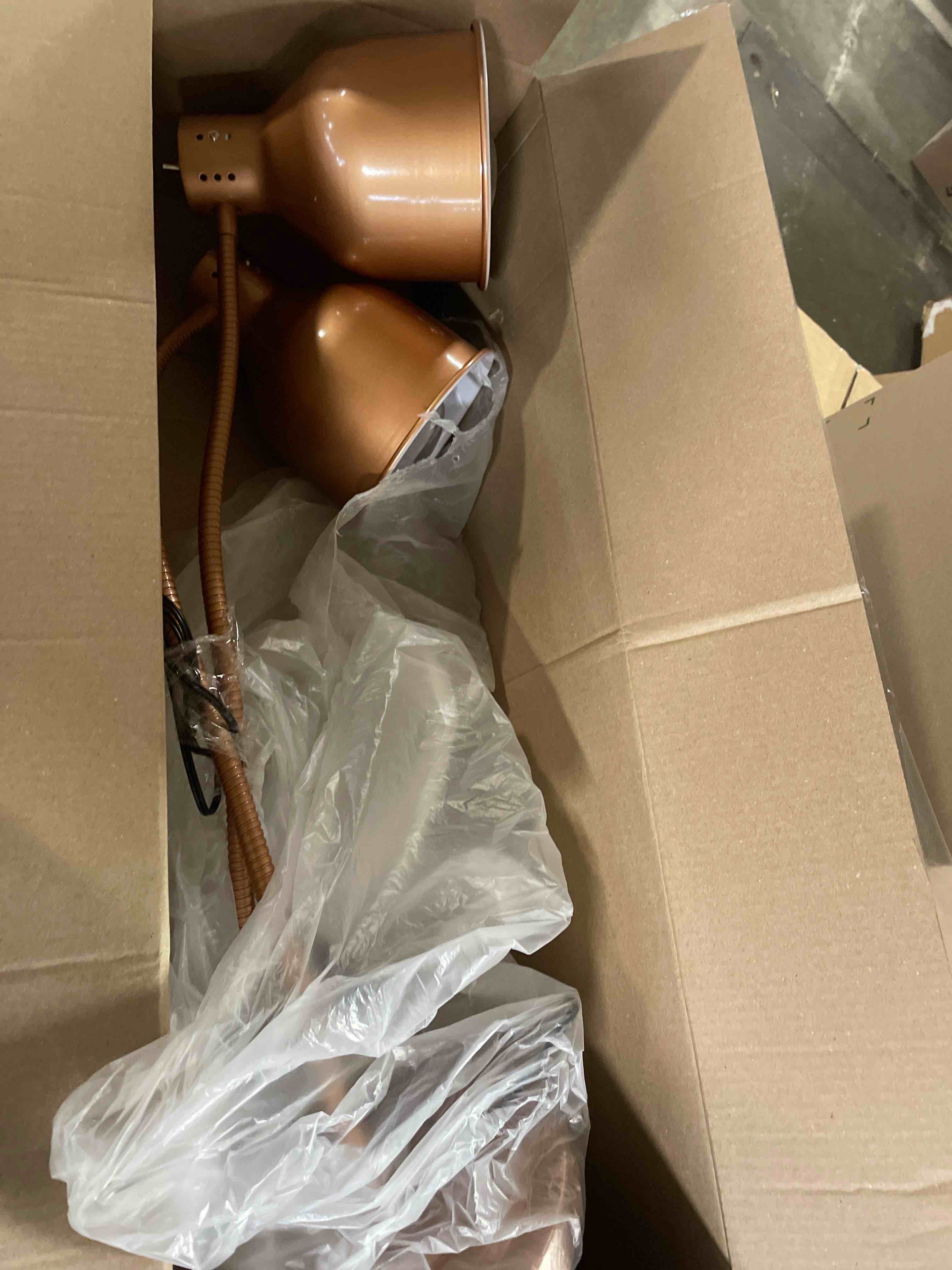 Condition photo showing New/Like New for Food Heat Lamp, Commercial 500W Infrared Dual-Head Table Food Warmer Lamp, with 360° Adjustable, Suitable for Buffet Tables, Restaurant Kitchens and Catering Services