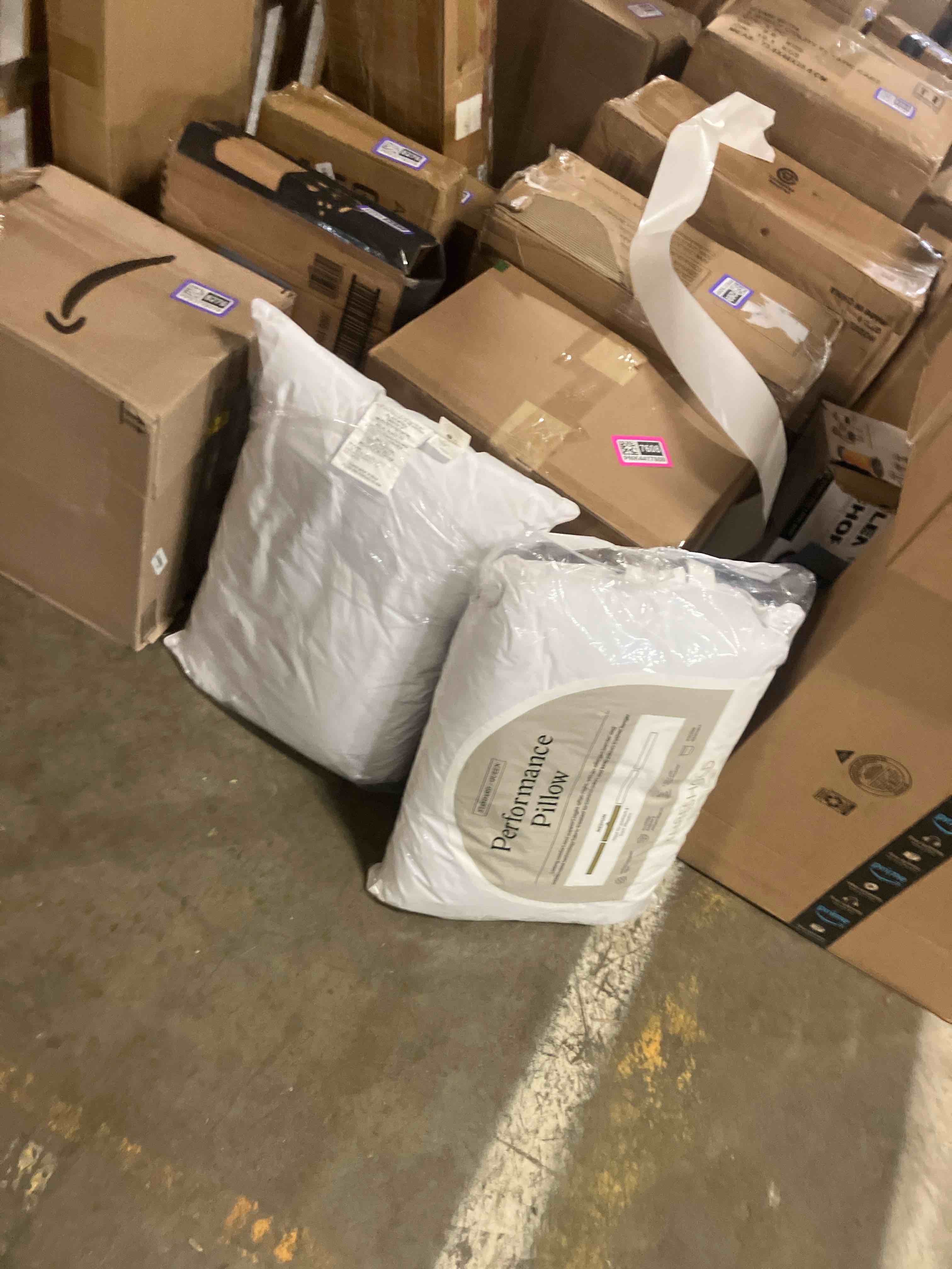 Condition photo showing New/Like New for Standard/Queen Medium Performance Bed Pillow - Threshold™