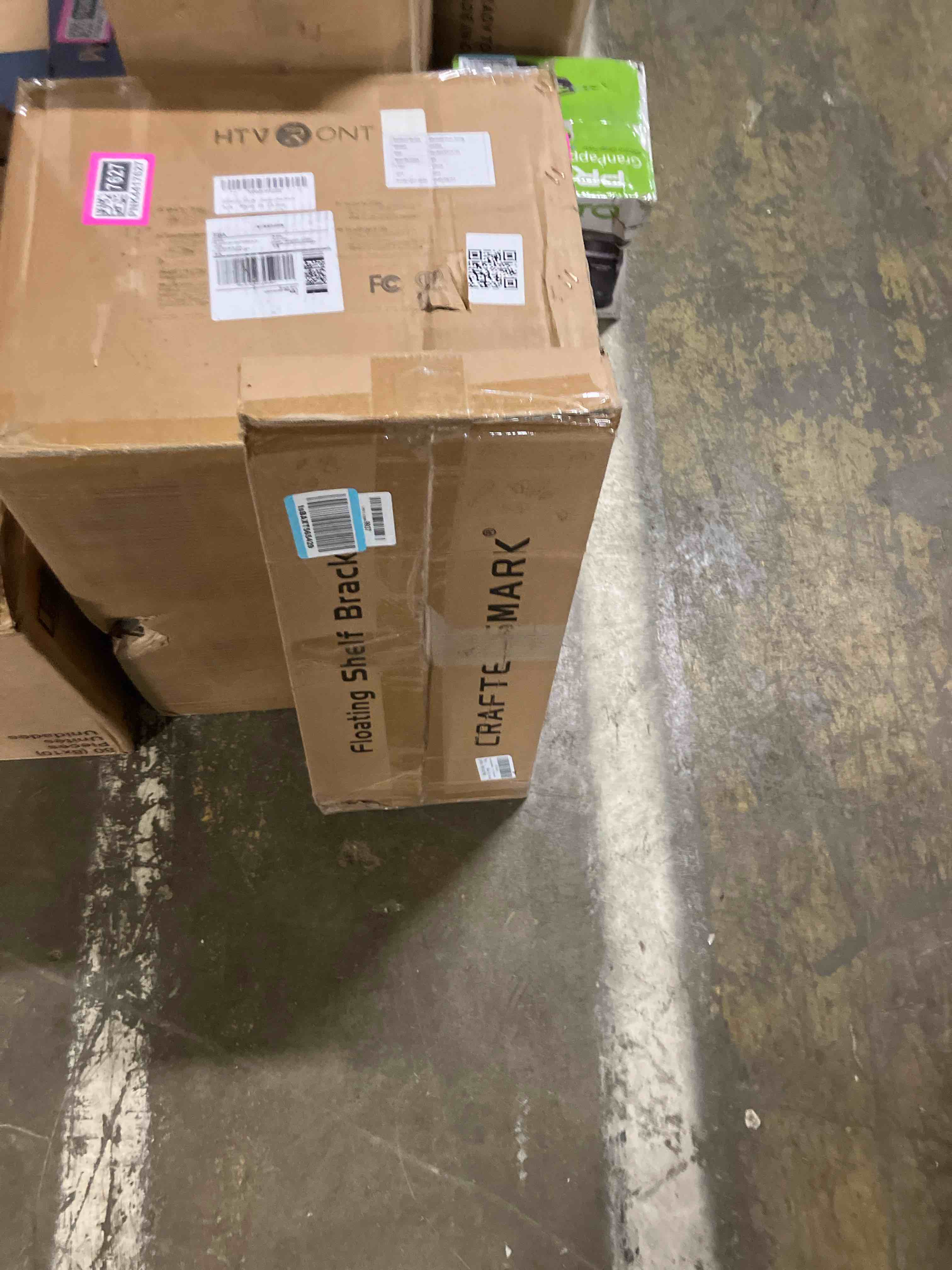 Condition photo showing New/Like New for 2pcs Floating Shelf Hardware Heavy Duty Hidden Shelf Brackets Support,Wall Mounting Invisible Floating Shelves Bracket with Jig (22" x 8" x 1.5" with Tools)