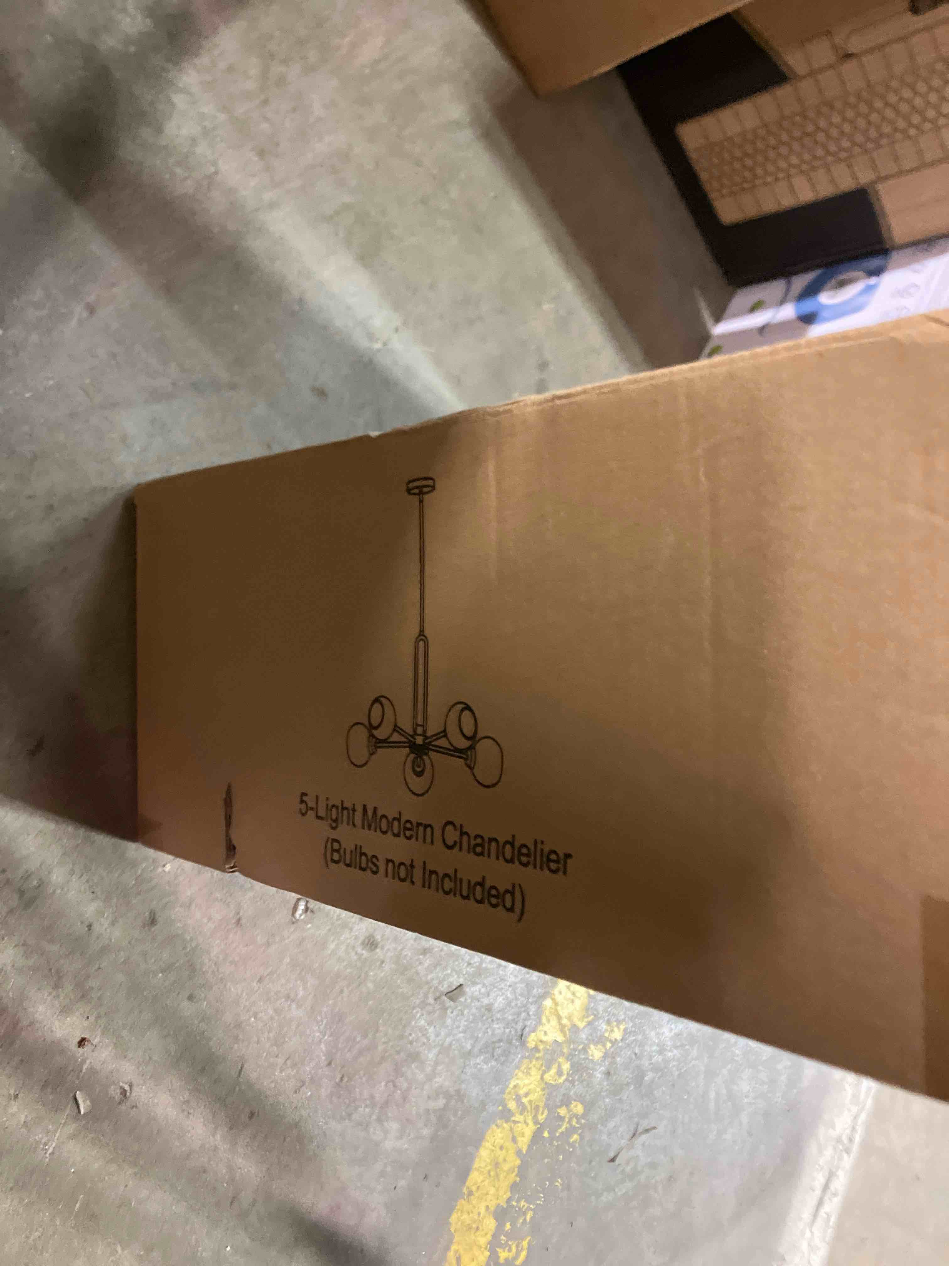 Condition photo showing New/Like New for Globe Chandelier Pendant Lighting, Gold Modern Large Semi-Flush Ceiling Light Fixture with Clear Glass, 5-Light Sputnik Light Fixture Dining Room, for Kitchen Living Room Bedroom