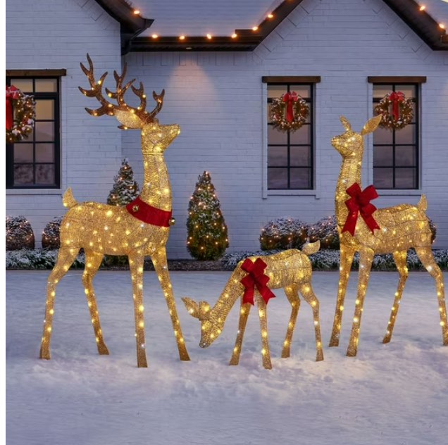 Member's Mark Pre-Lit Animated Deer Family, Set of 3