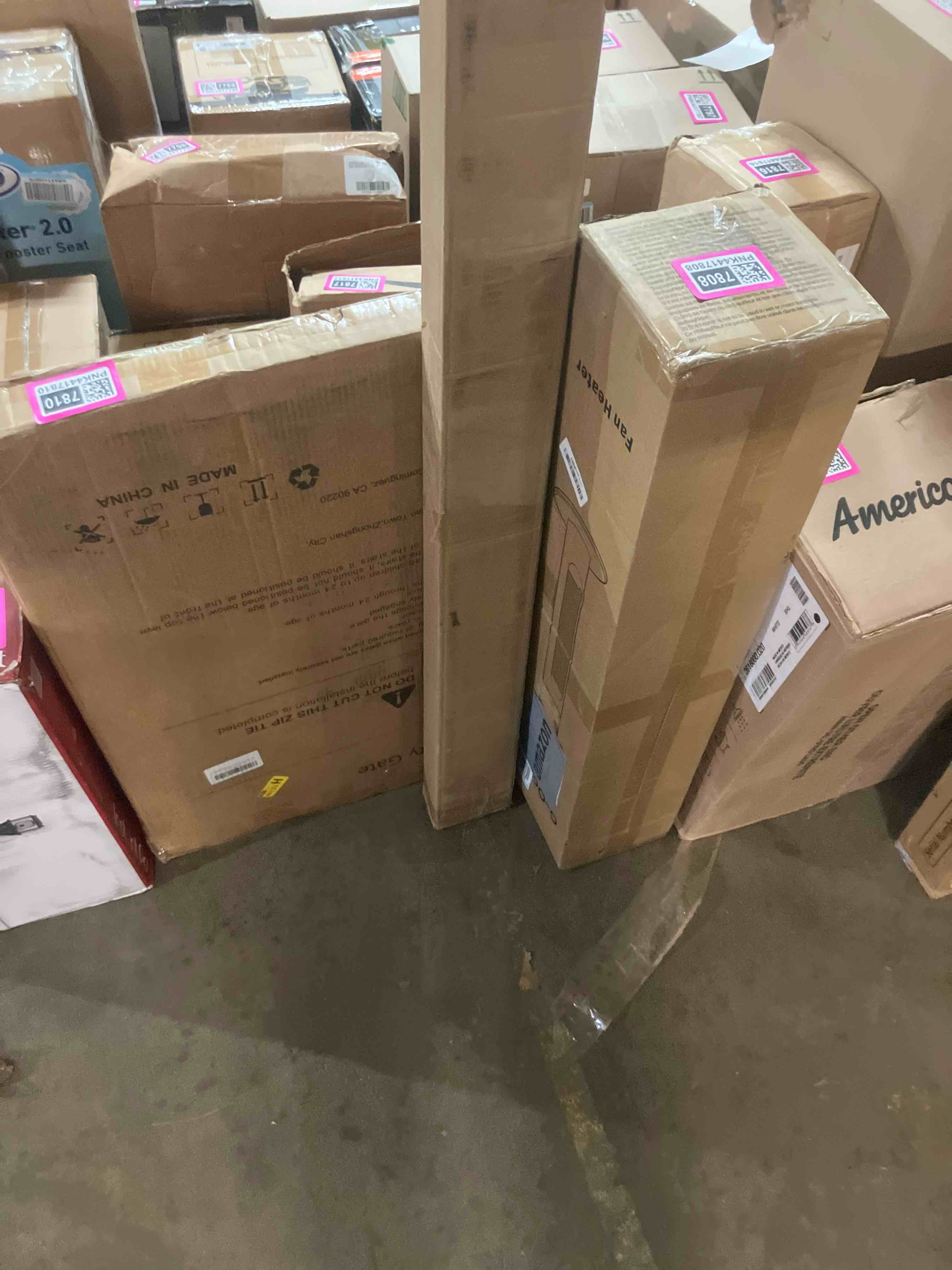 Condition photo showing New/Like New for DENFOON Motorized Blinds with Remote control, Custom Blackout Smart Blinds [with Cover],Electric Blinds with Complimentary Solar Panel, Cordless Automatic Roller Shades for Windows (Grey?52"W x 72"H) B-grey (Solar Panels Charging) 52"W x 72"H