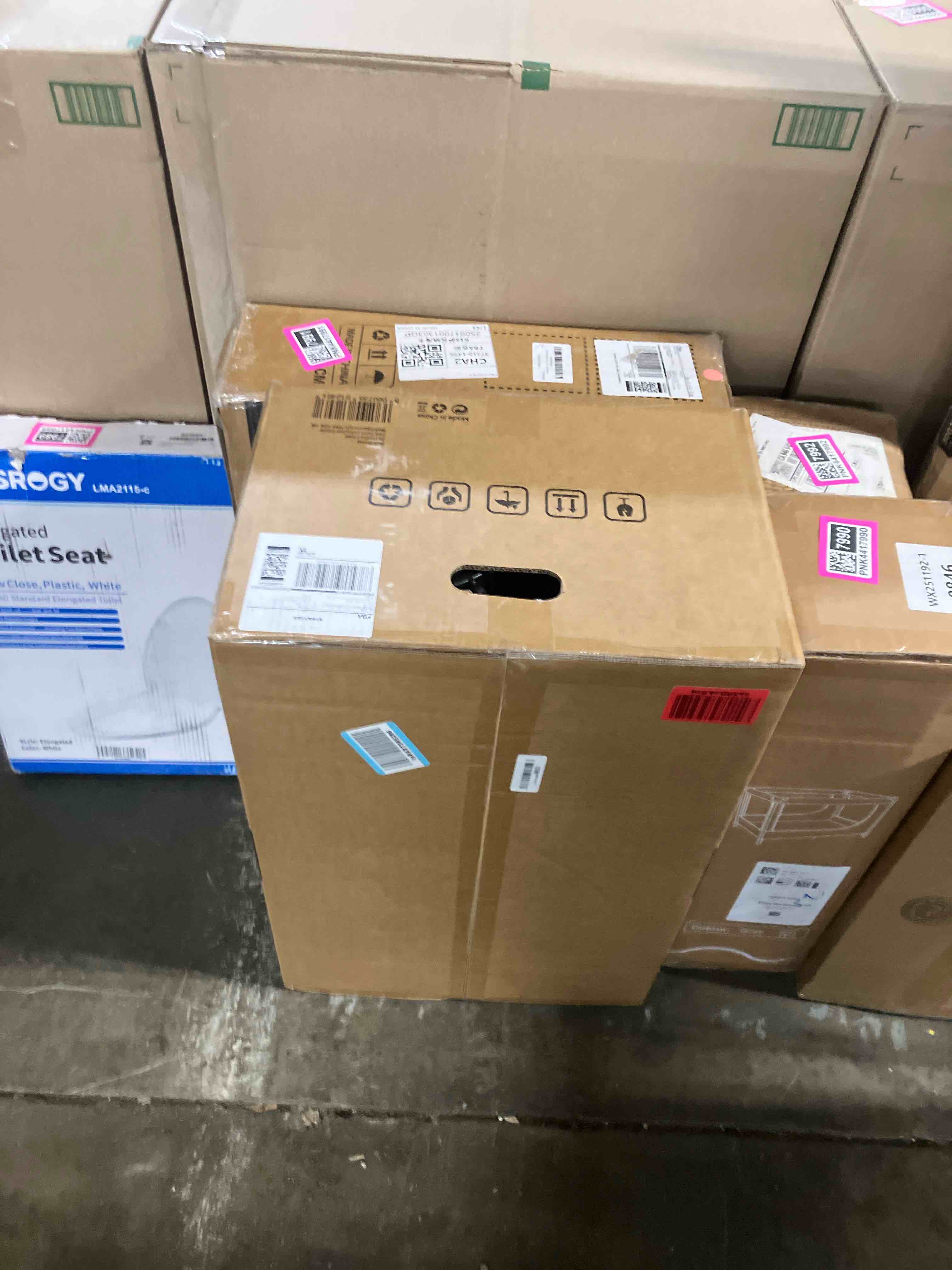 Condition photo showing New/Like New for Pickup Pro 2 Leaf & Lawn Sweeper – Push Powered Garden Sweeper for Grass Clippings, Leaves & Debris – Manual Push Yard Sweeper with Height Adjustment & Large Collection Hopper