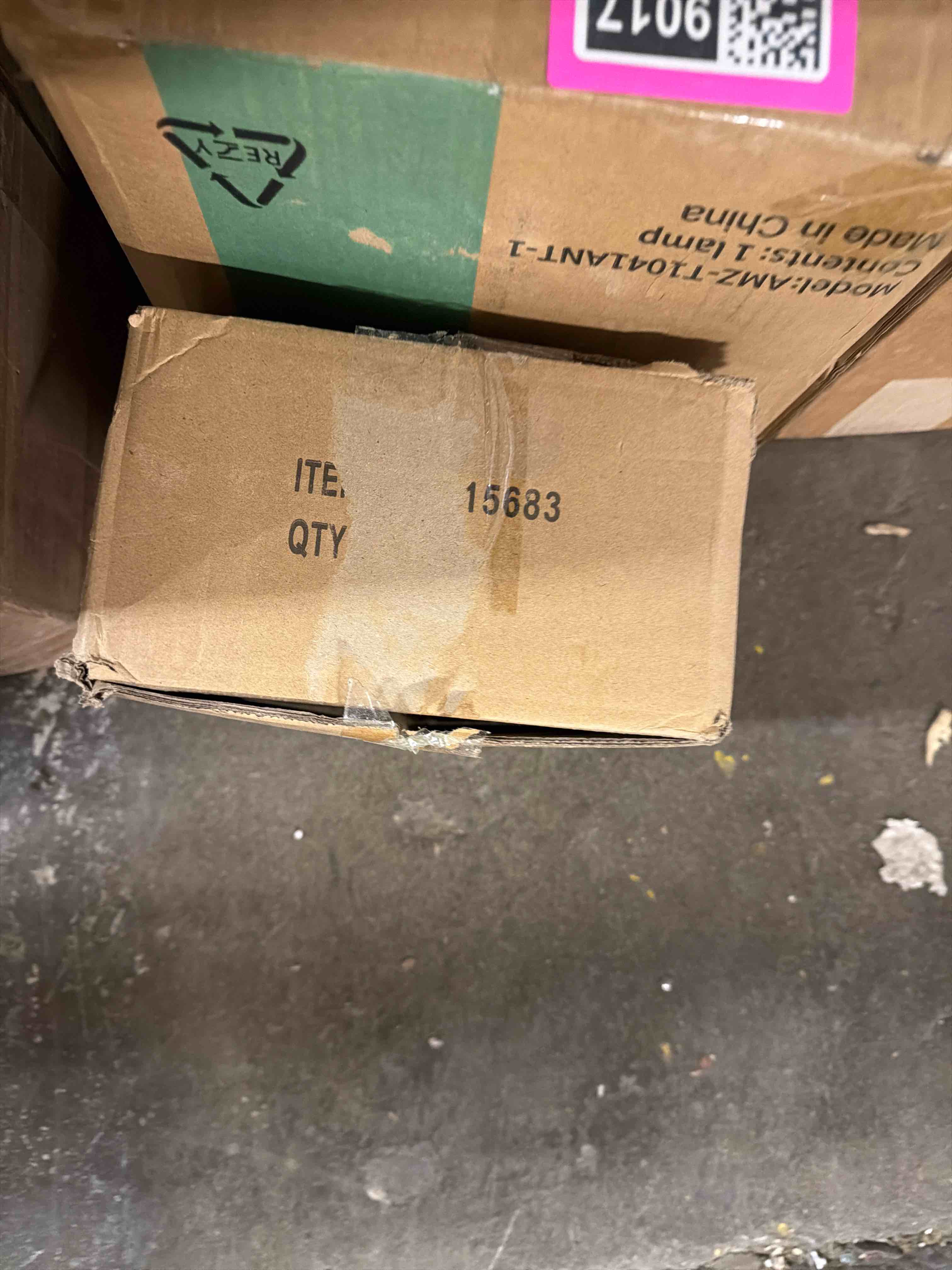 Condition photo showing New/Like New for Metal 1 Piece Coaster Holder