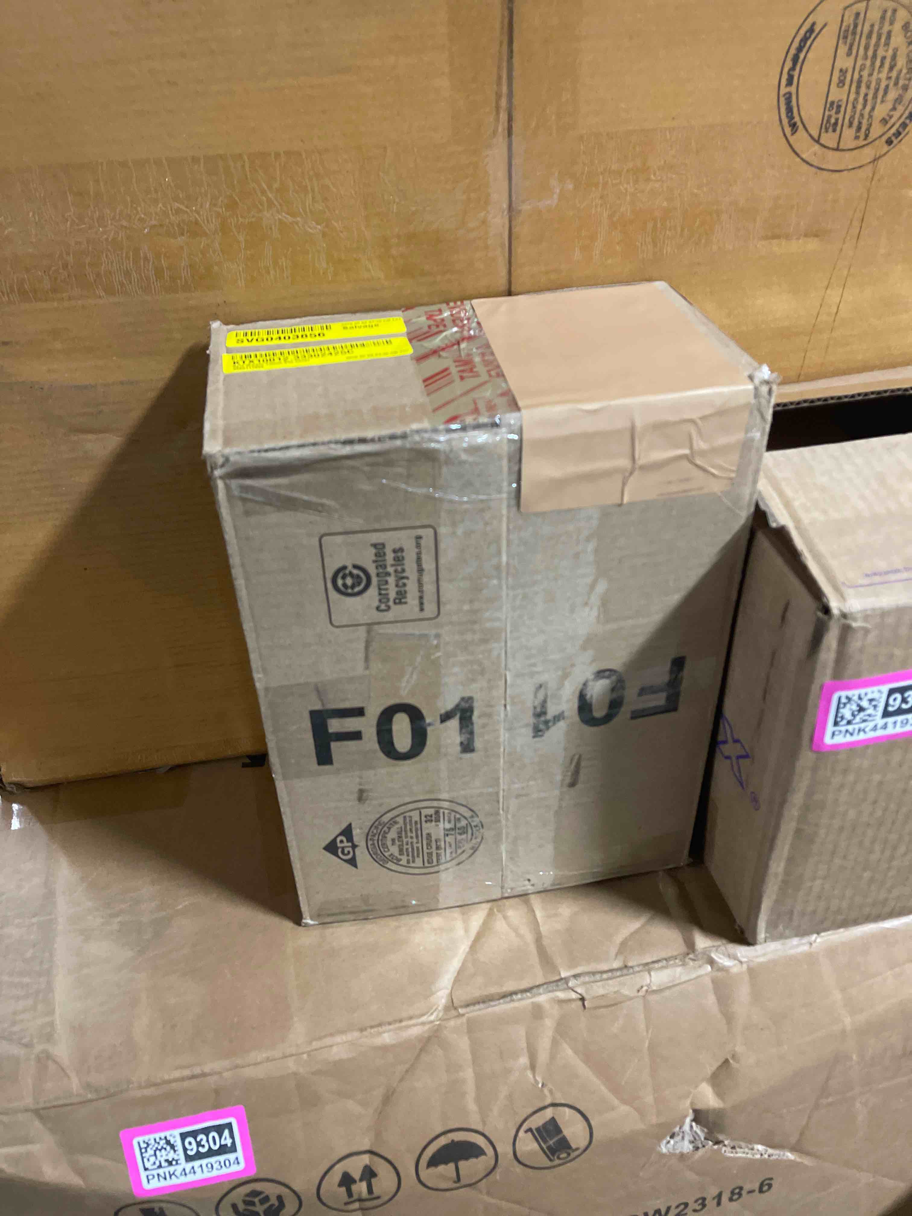 Condition photo showing New/Like New for Nyla Marble Tissue Box Cover