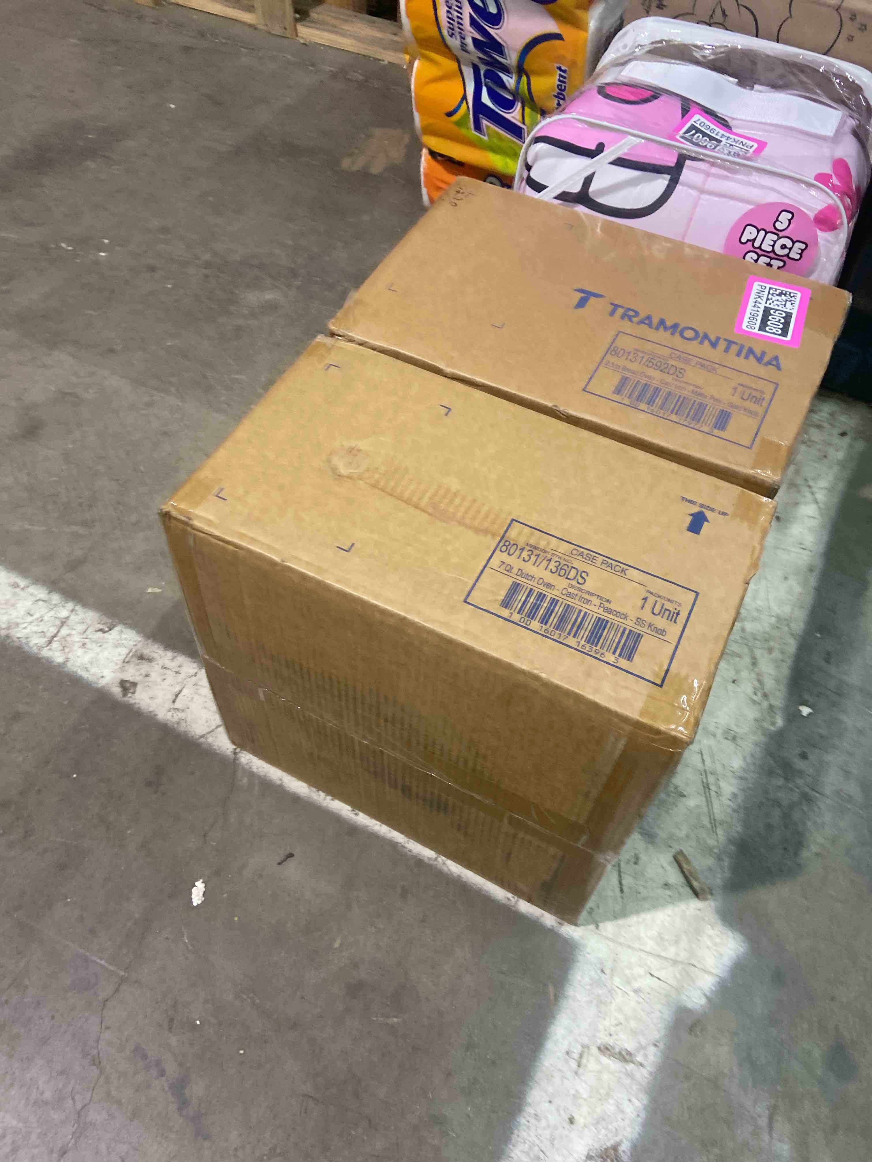 Condition photo showing New/Like New for Tramontina Enameled Cast Iron 7-Quart Covered Round Dutch Oven