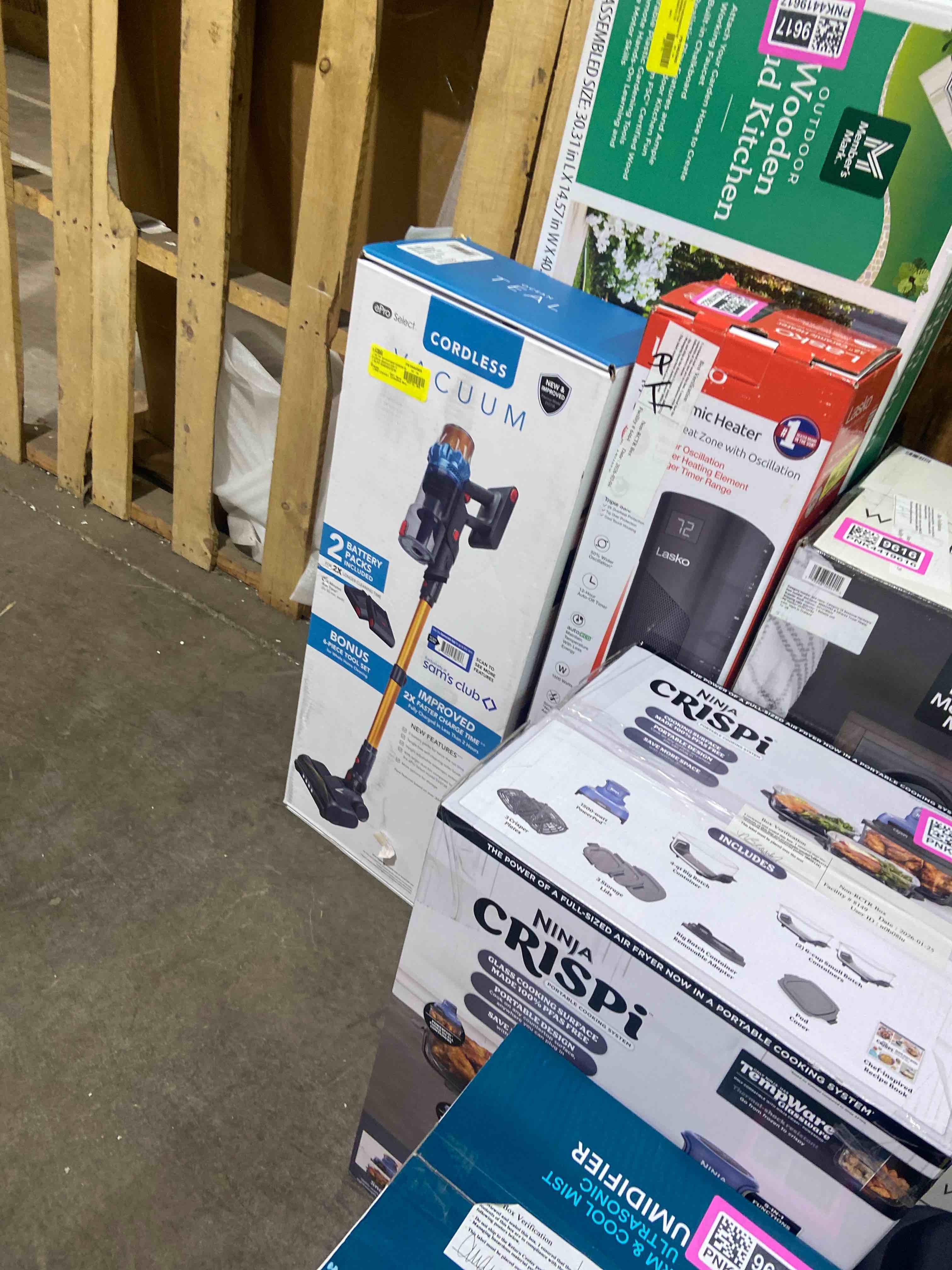 Condition photo showing Good Condition for ePro Select Cordless Stick Vacuum with 2 Batteries and 6 Tools