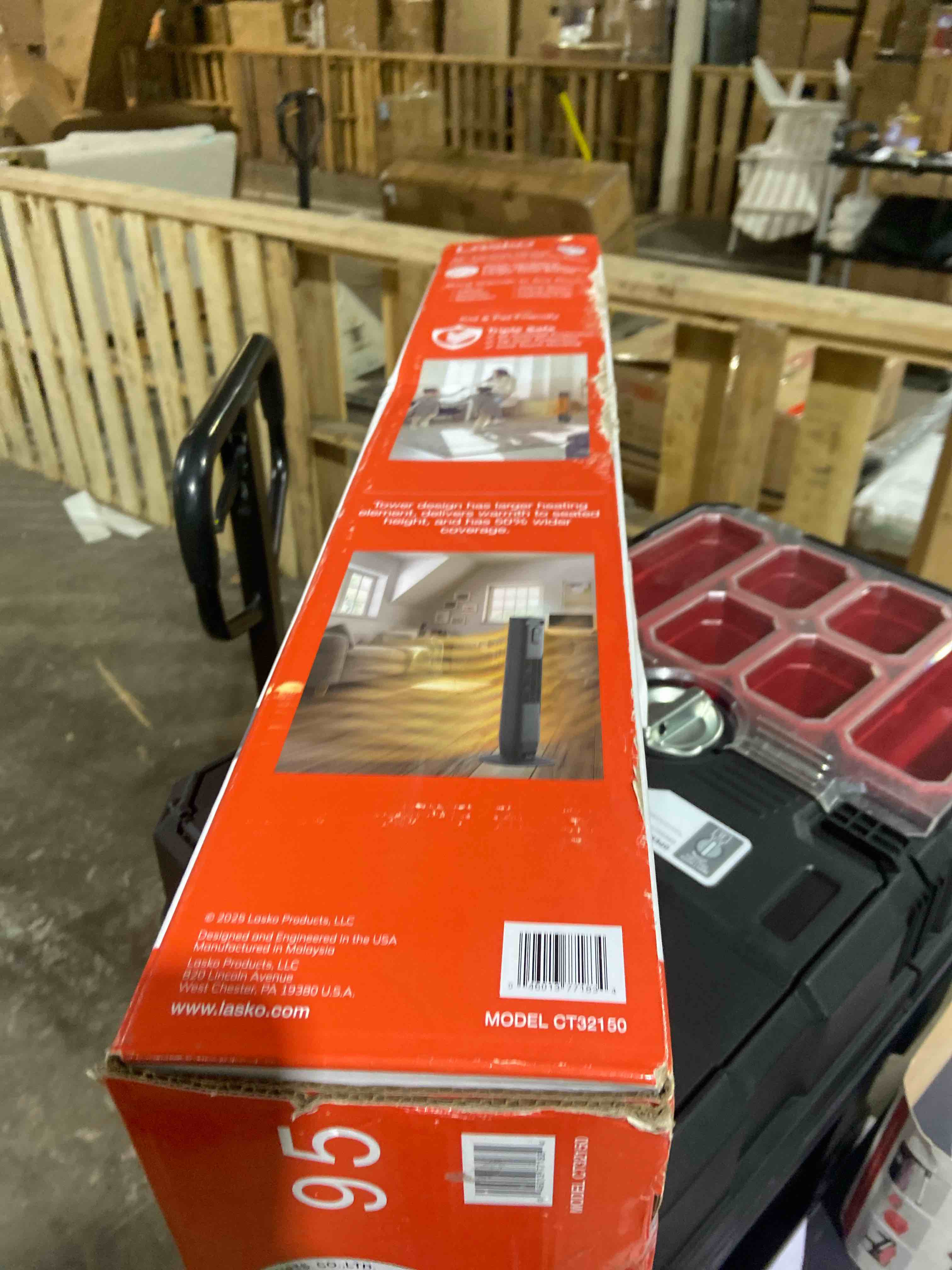 Condition photo showing New/Like New for Lasko 32  Oscillating Ceramic Tower Space Heater with Remote