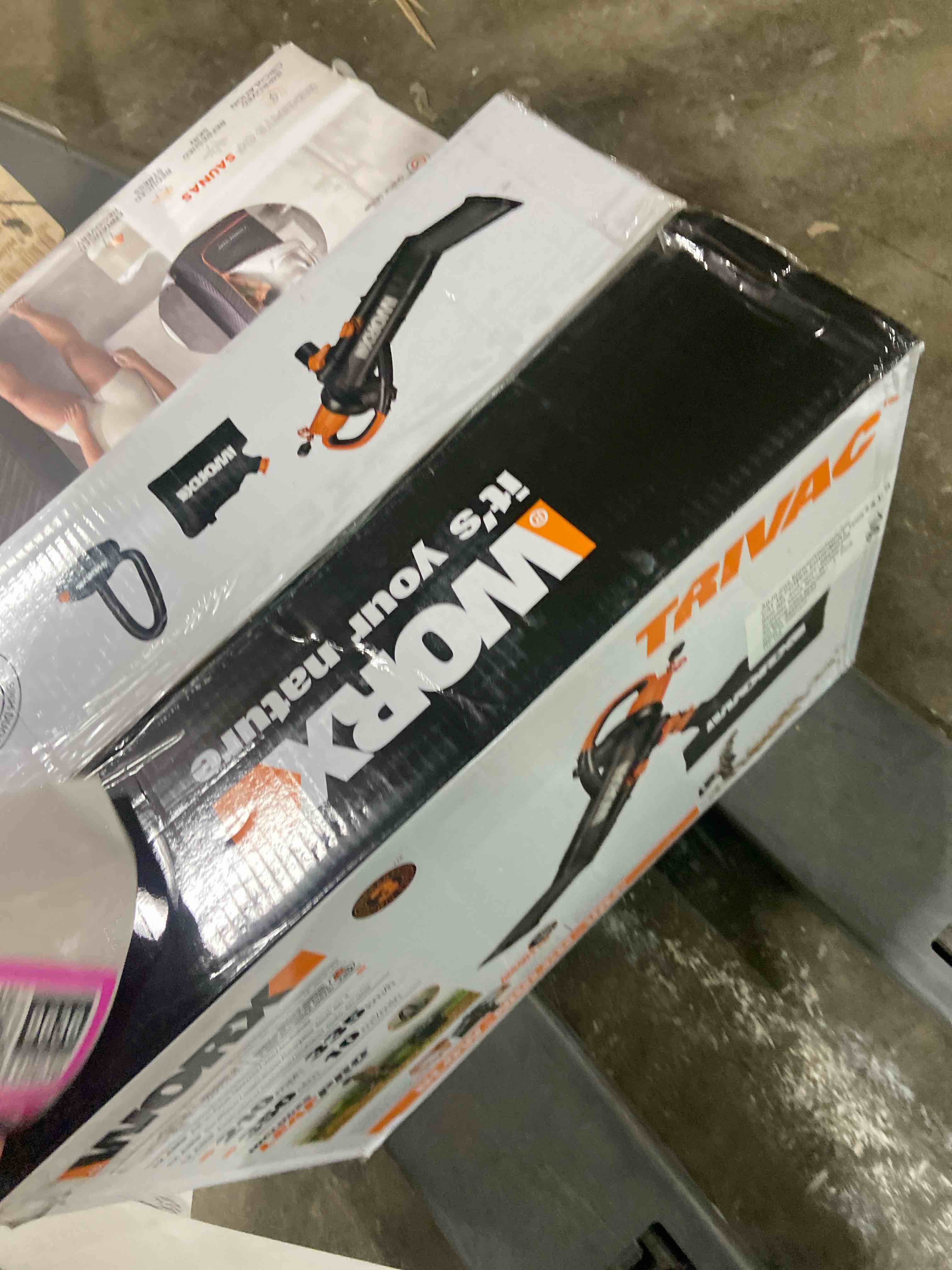 Condition photo showing Good Condition for WORX Trivac 3 in 1 Electric Leaf Blower for Lawn Care, Leaf Vacuum with 350 CFM & 210 MPH, Leaf Mulcher with Metal Impeller, Reusable Bag Included, WG505.2 350CFM w/LeafPro Collection System