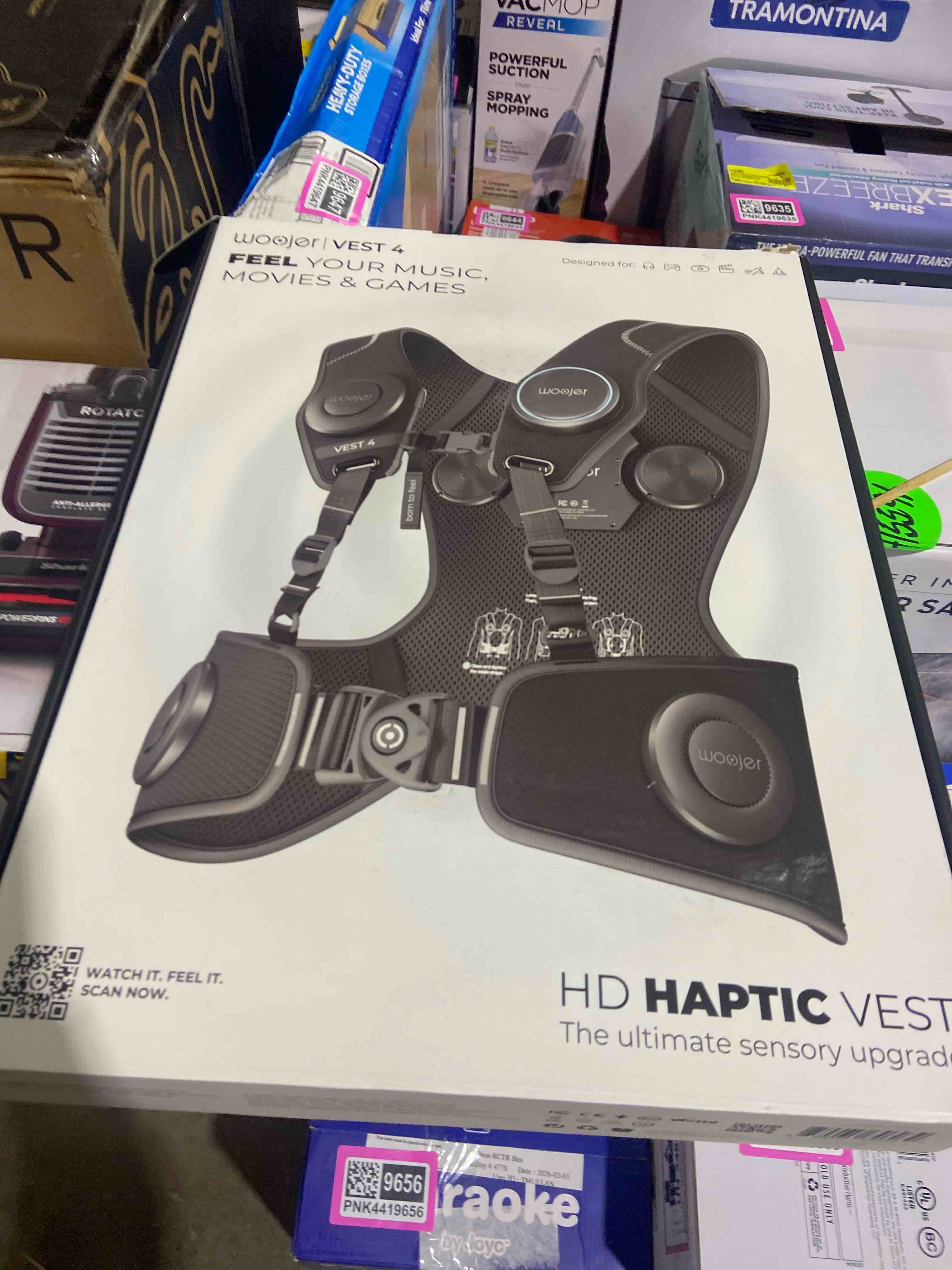 Condition photo showing Good Condition for Shark ZU102 Rotator Pet Upright Vacuum with PowerFins HairPro & Odor Neutralizer Technology, Charcoal, 2.9 L Dust Cup PowerFins+Odor Neutralizer Technology