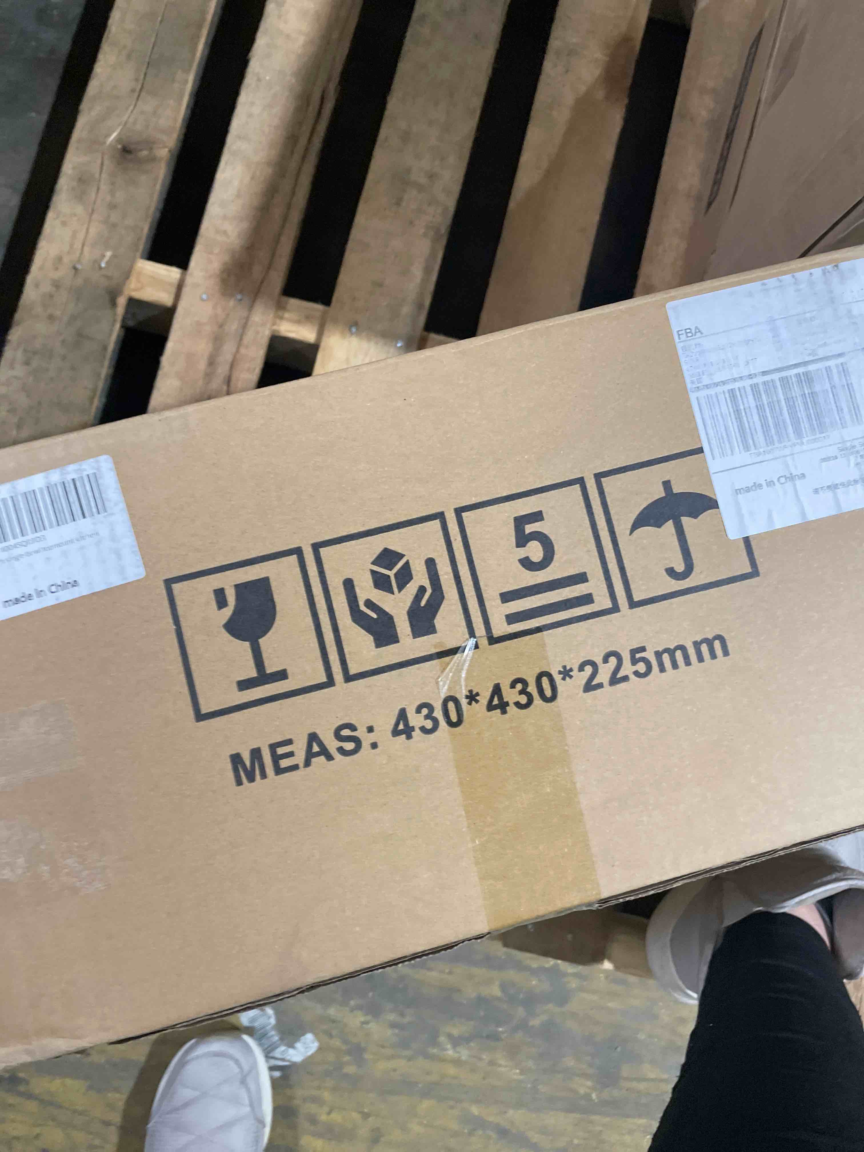 Condition photo showing New/Like New for 15x15 Inch Single Bowl Kitchen Sink,304 Stainless Steel Top Mount Kitchen Sinks Bar Sink,Handmade 16 Guage Small Kitchen Sink Brushed Nickel Deep Kitchen Sinks RV Sink