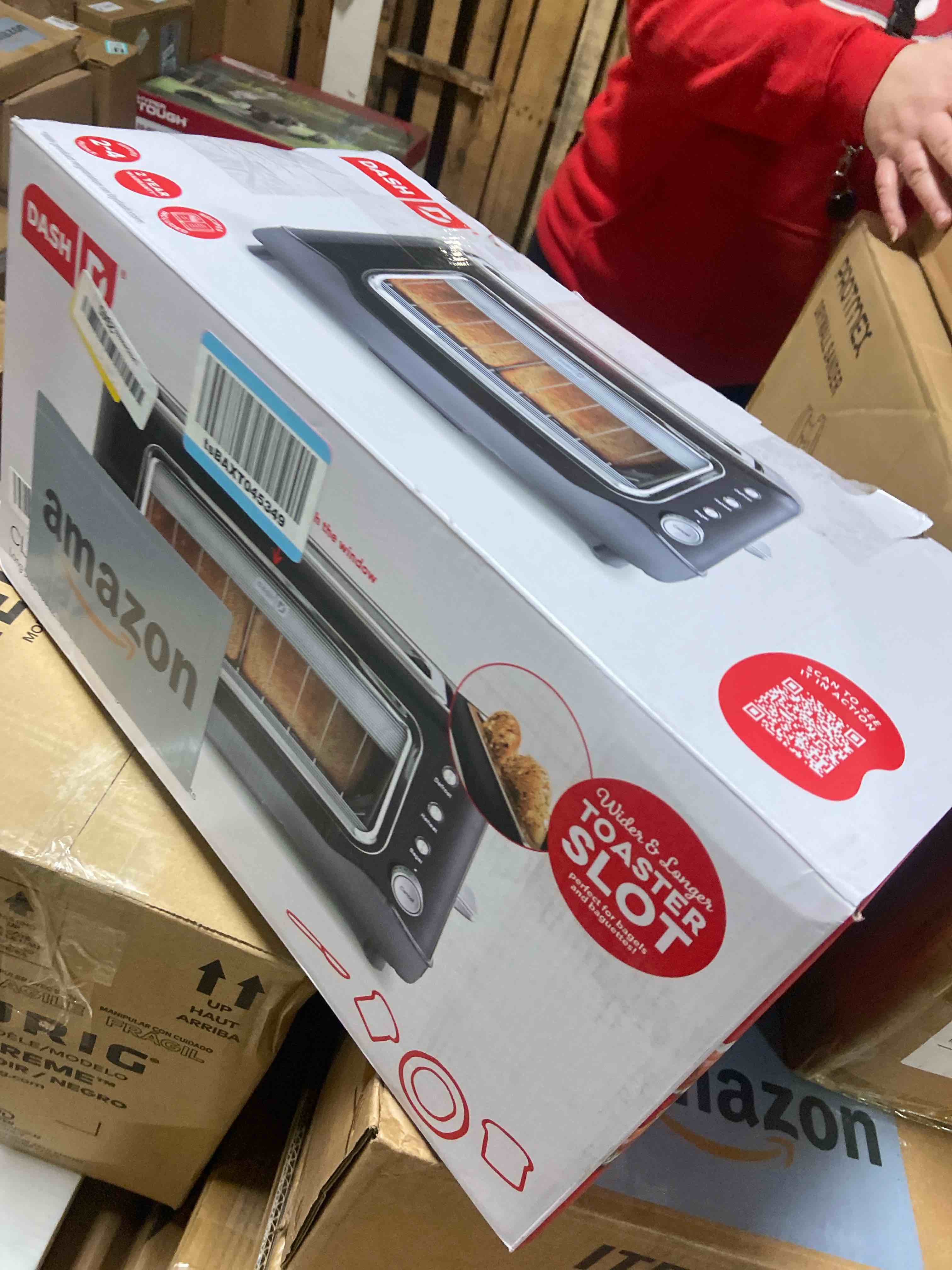 Condition photo showing New/Like New for Dash Clear View Toaster - Features Large Window & Extra-Wide Slots - Auto-Shut Off Feature - Bagel Functions, & Seven-Browning Levels - 1-Touch Defrost - Black