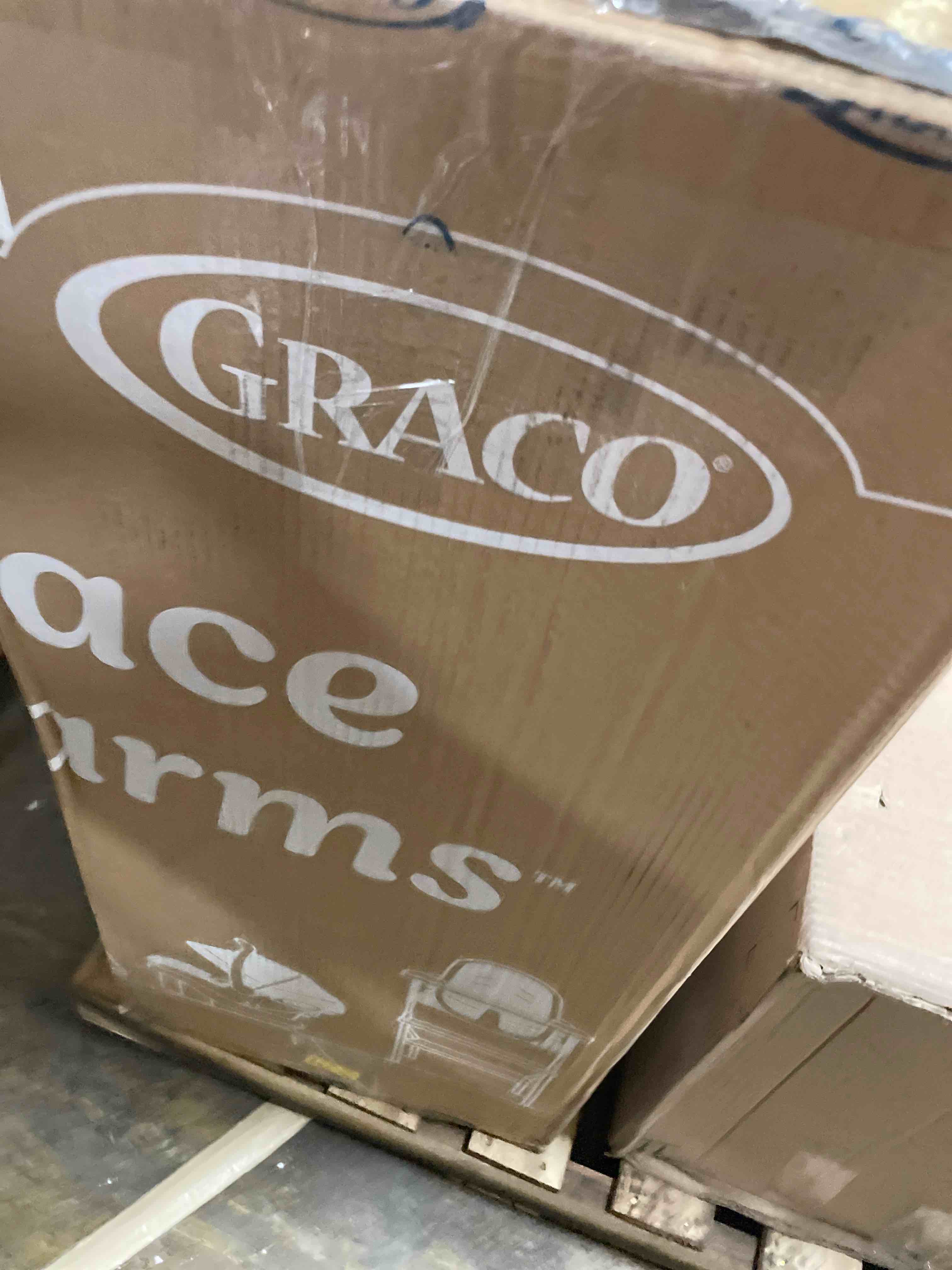 Condition photo showing Good Condition for Graco Modes Element Travel System