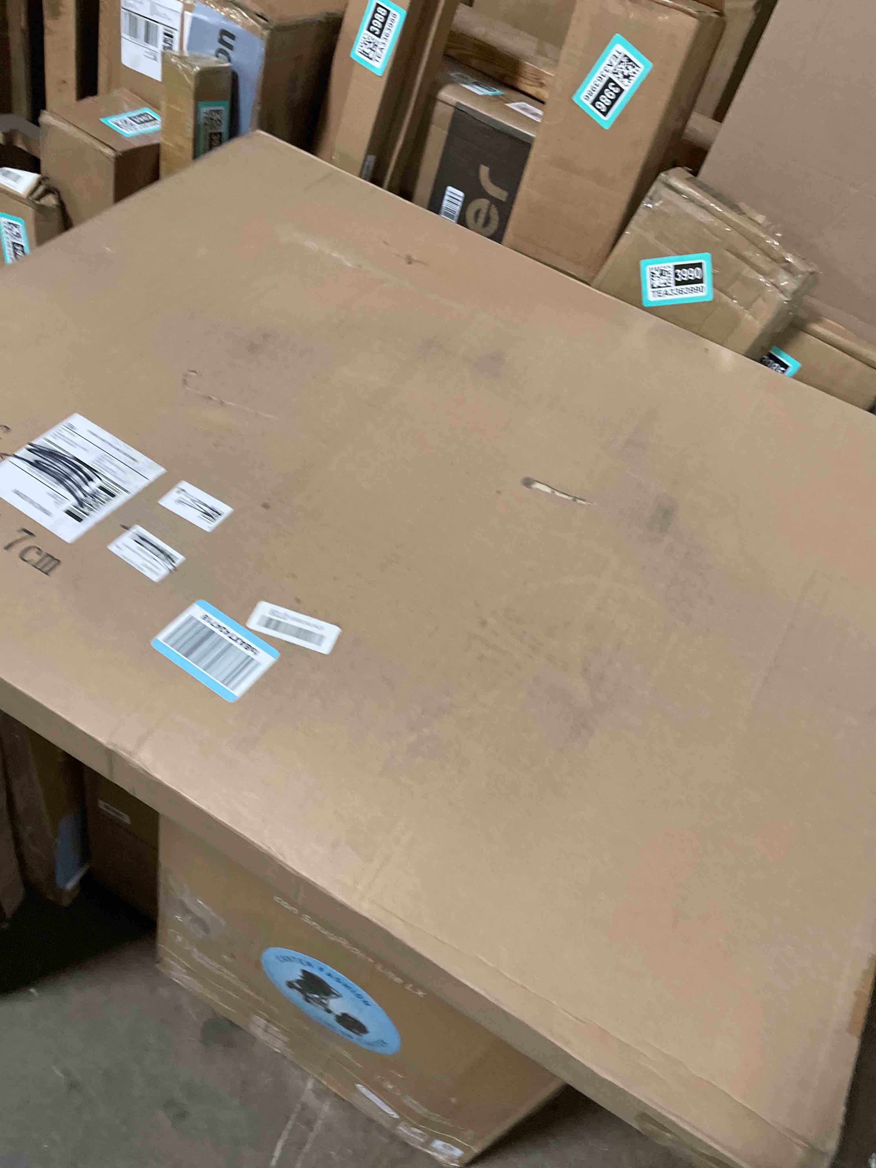 Condition photo showing Good Condition for Lightweight 1500 Pieces Rotating Puzzle Board with 6 Sliding Drawers and Cover – 360° Lazy Susan Spinning, 34.25"x26.38" Portable Plastic Puzzle Table, for Mom