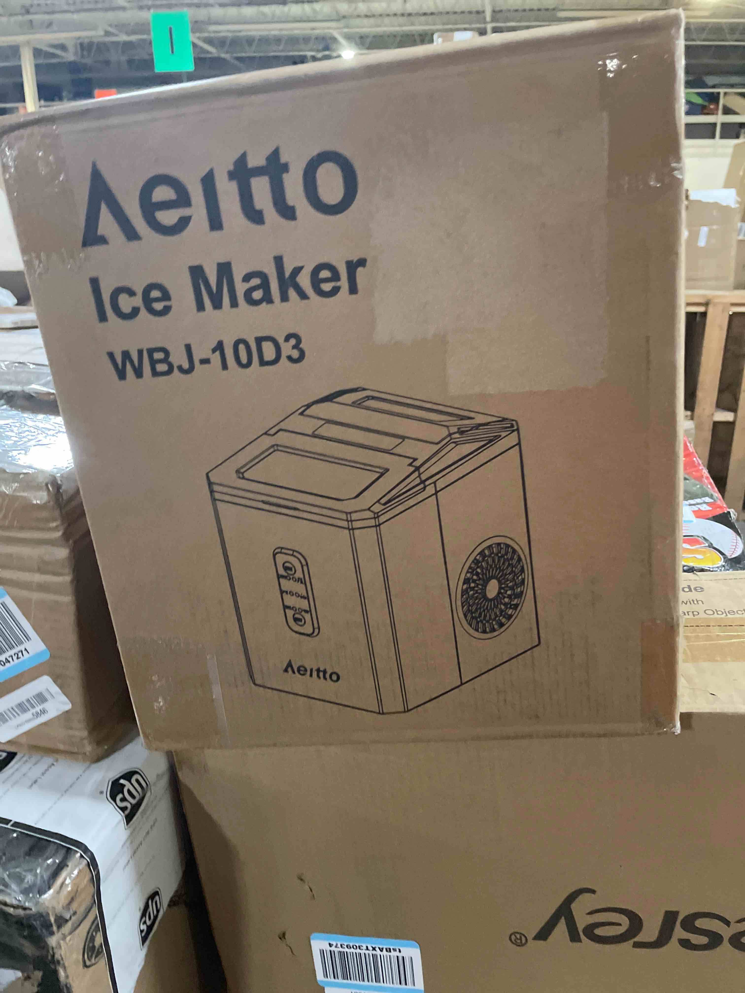 Condition photo showing New/Like New for Aeitto Ice Makers Countertop, 9 Ice Cubes Release in 6 Mins, 26Lbs/24H, 2 Sizes of Bullet Ice Machine,Self-Cleaning Portable Ice Maker with Ice Scoop and Basket for Home Kitchen Office Bar RV, Black